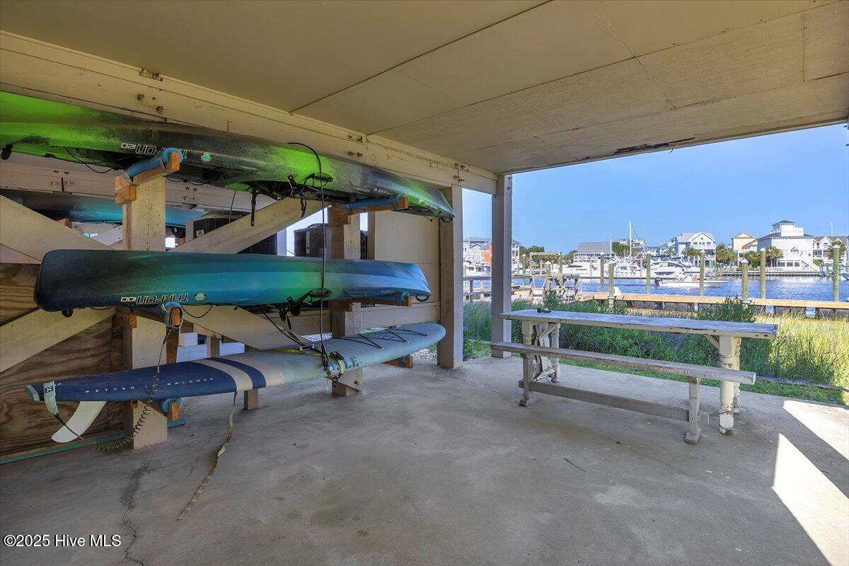 100558526 | Photo 27