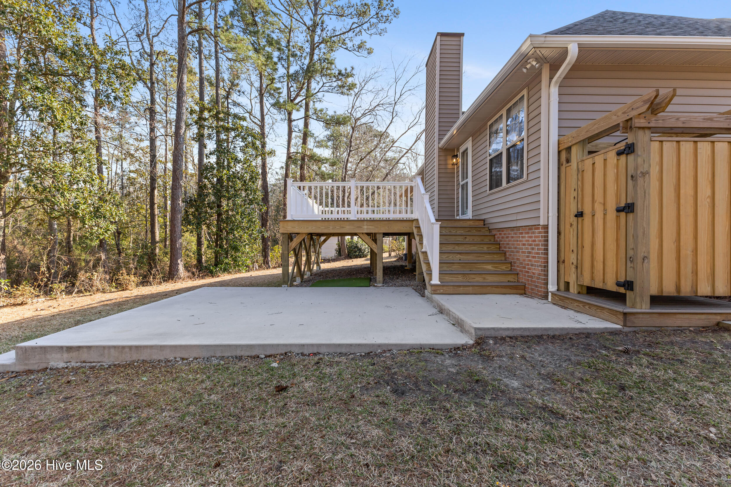 100553711 | Photo 27