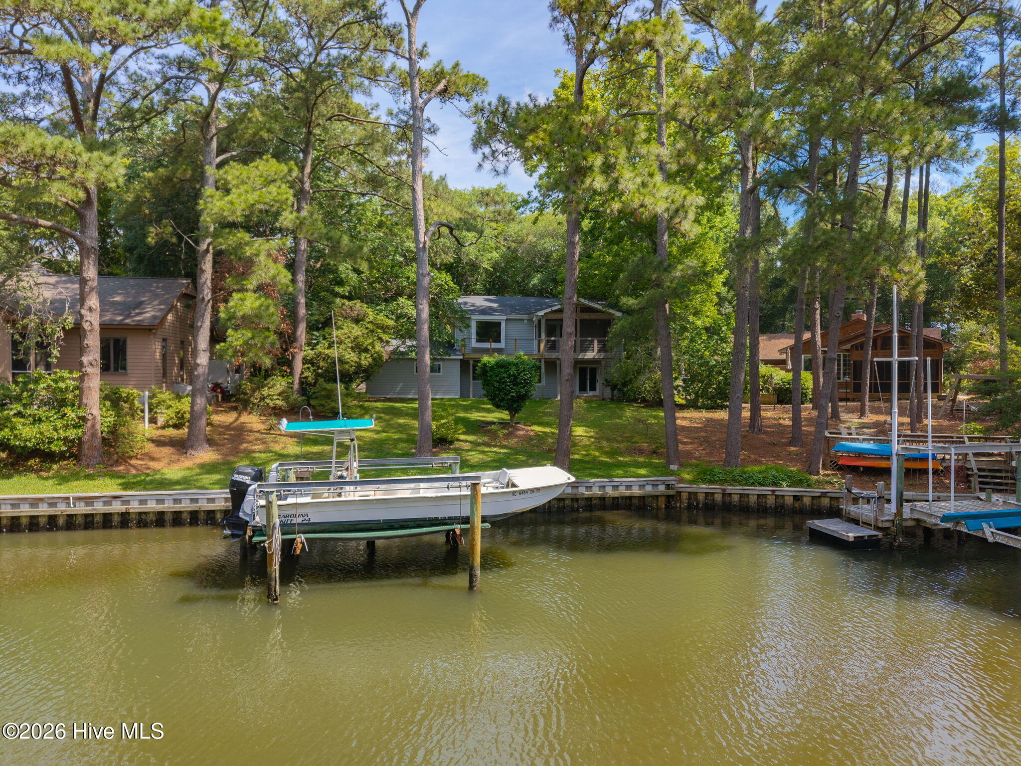 121 White Ash Drive,Pine Knoll Shores
