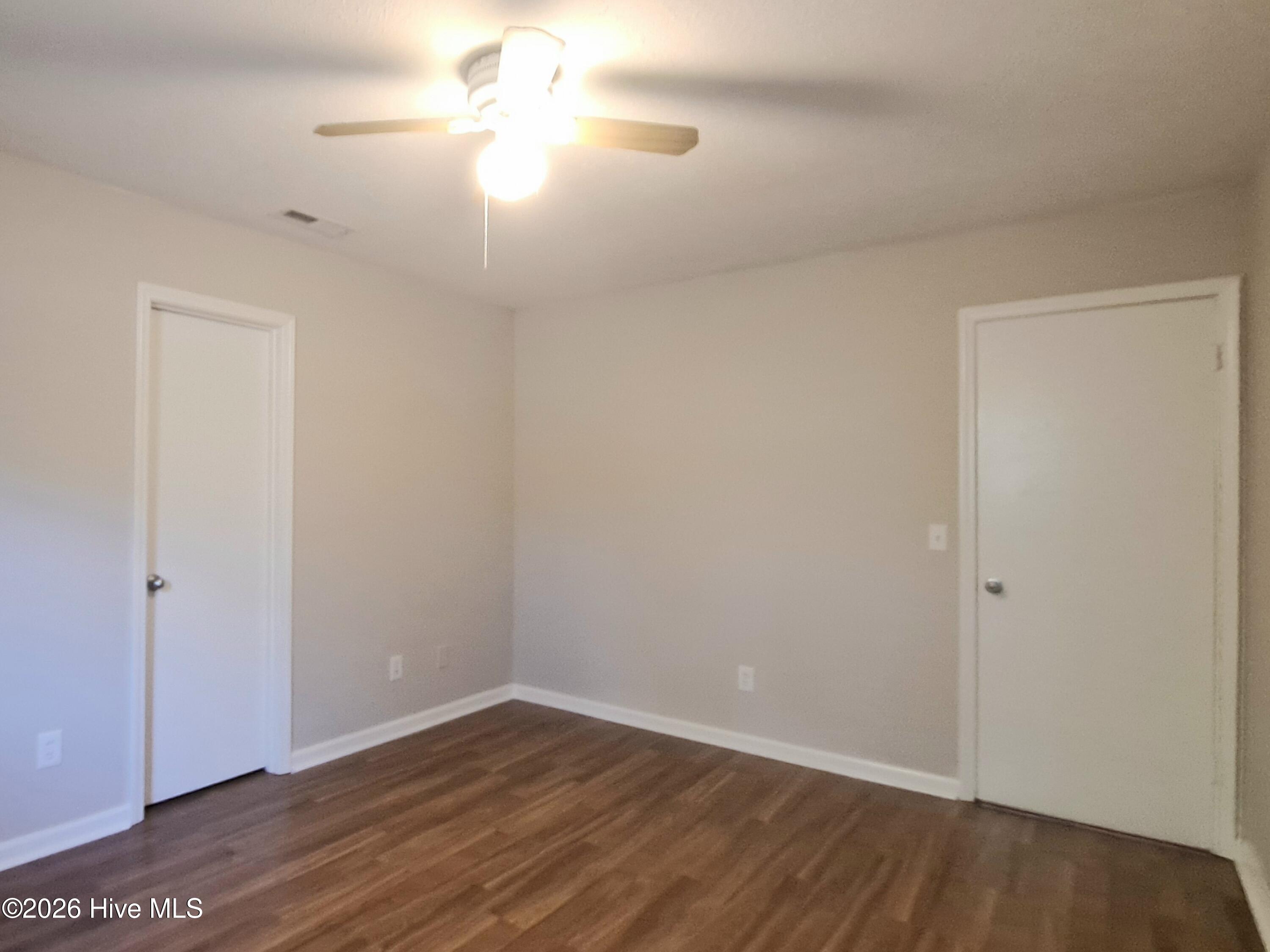 100562478 | Photo 17