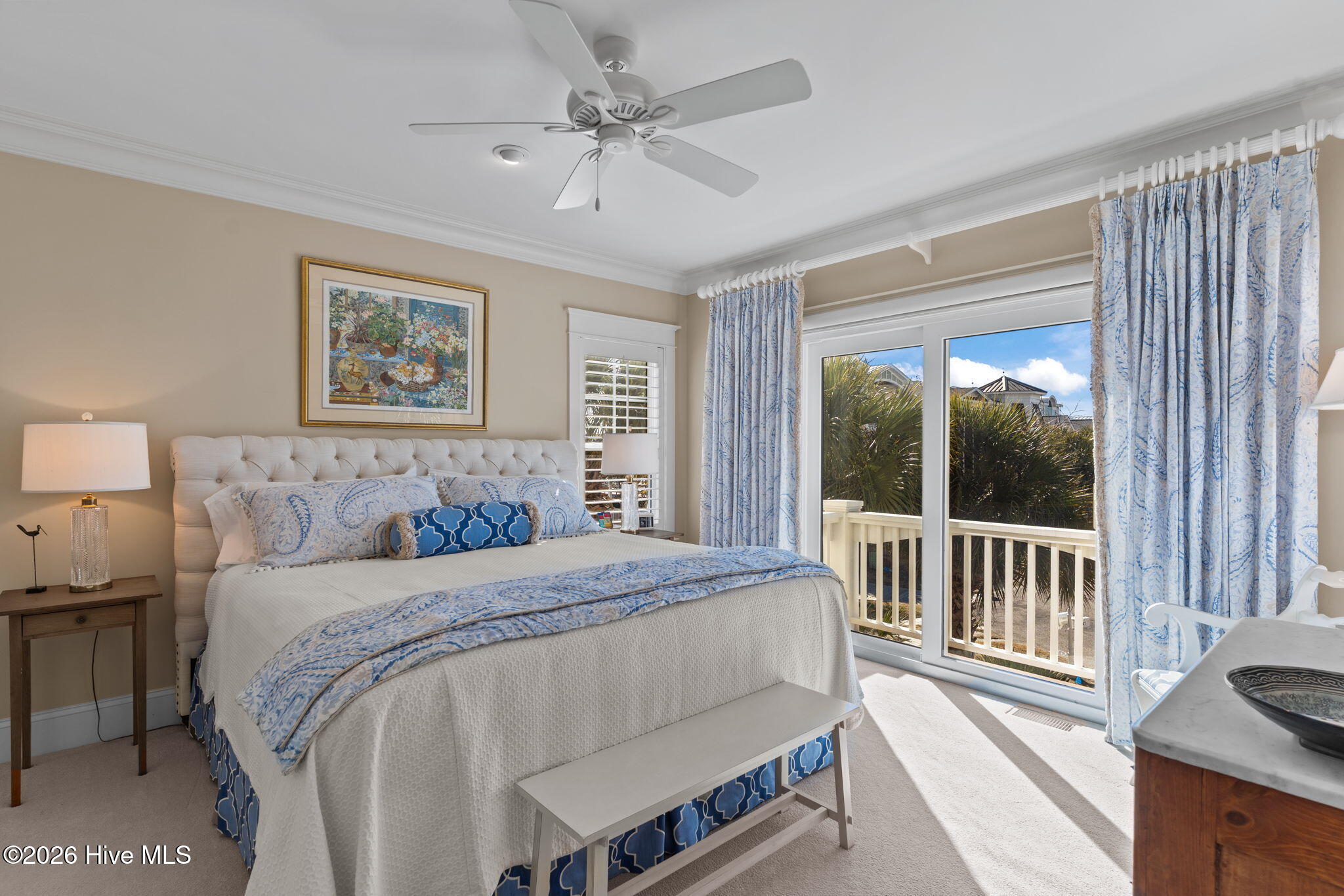 100554777 | Photo 65