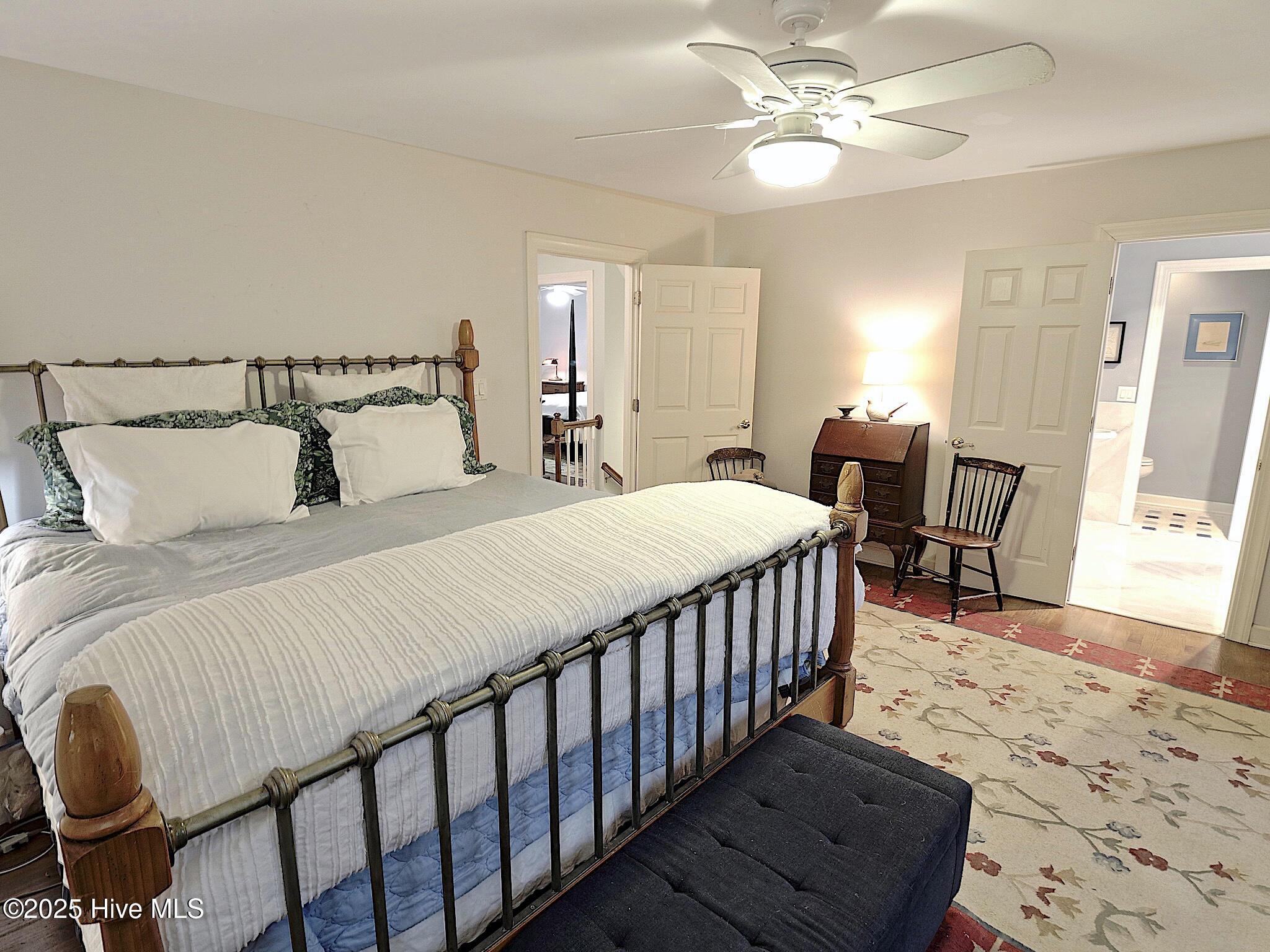 100504796 | Photo 40