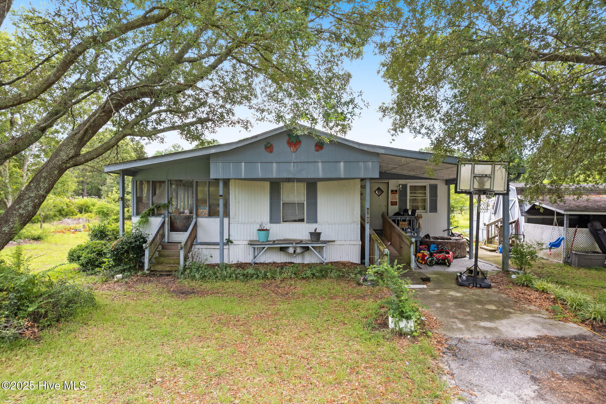 Homes for sale in Leland, NC | 102 Victory Ln, Leland, NC 28451 | MLS# 100519072