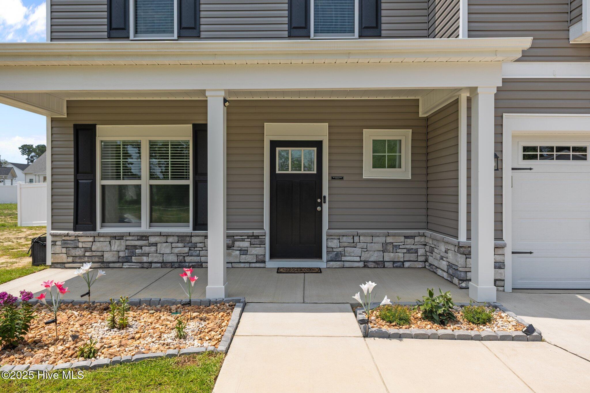 40-web-or-mls-AZ3A7231