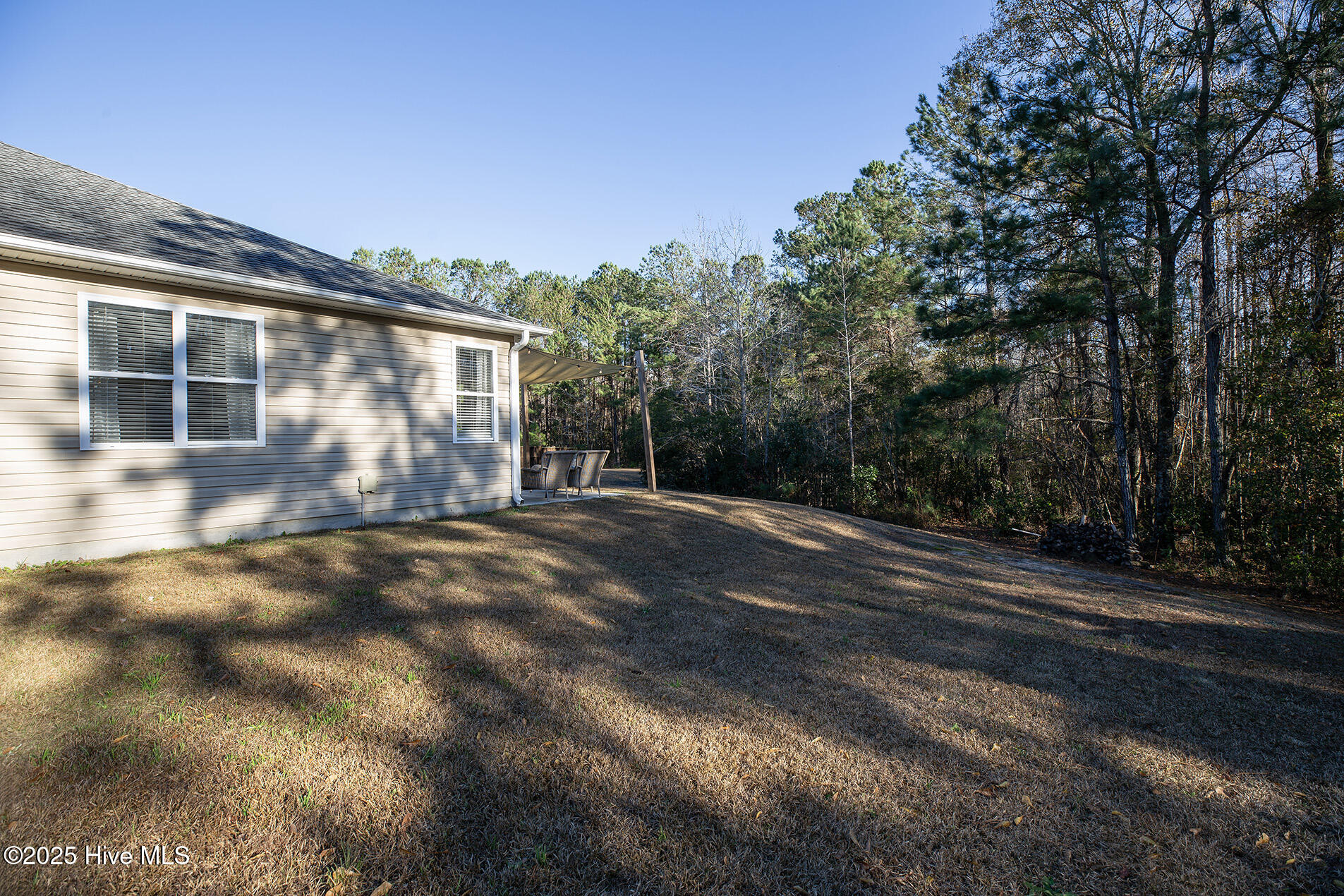 100546860 | Photo 24