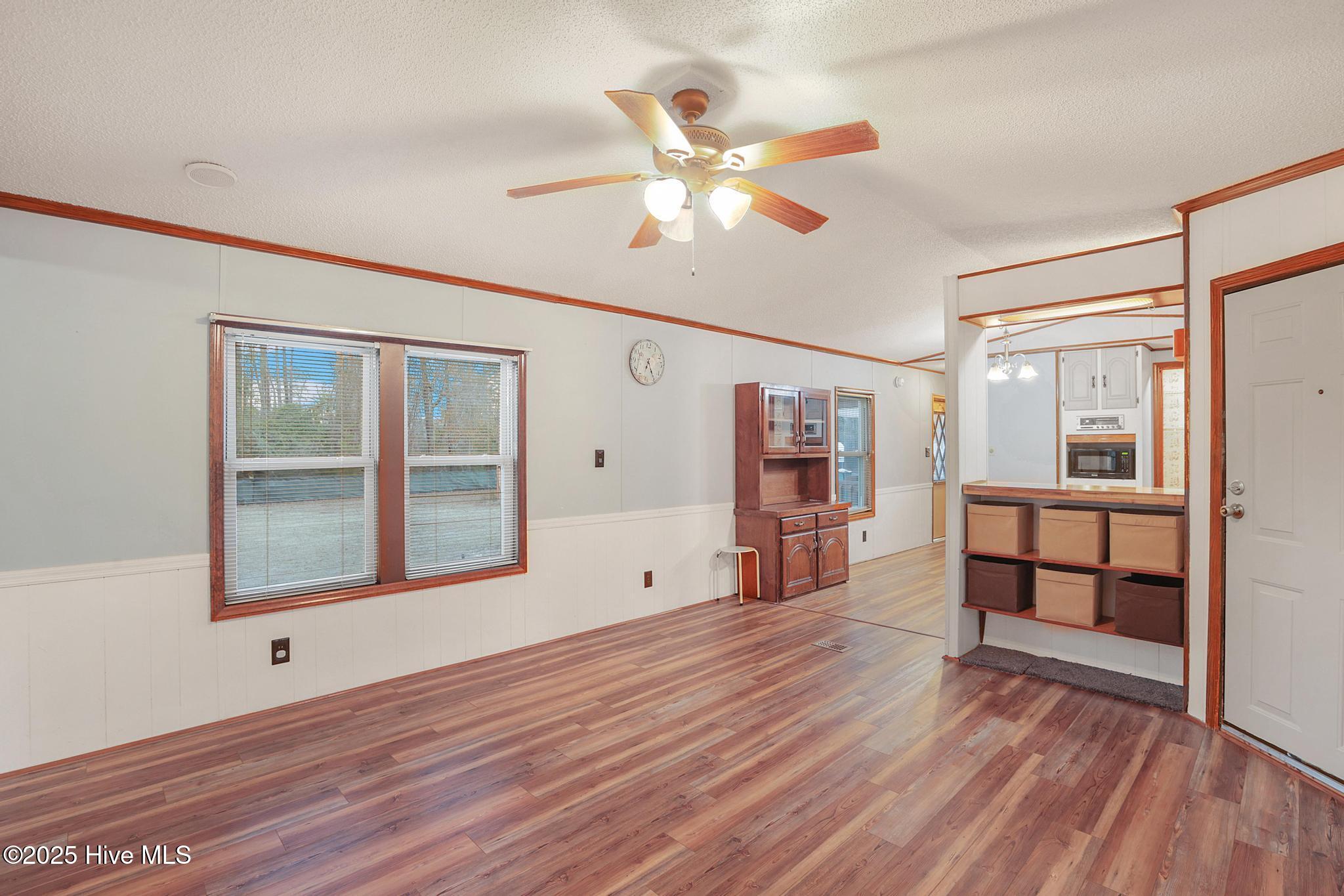 312 Queens Road,Hubert