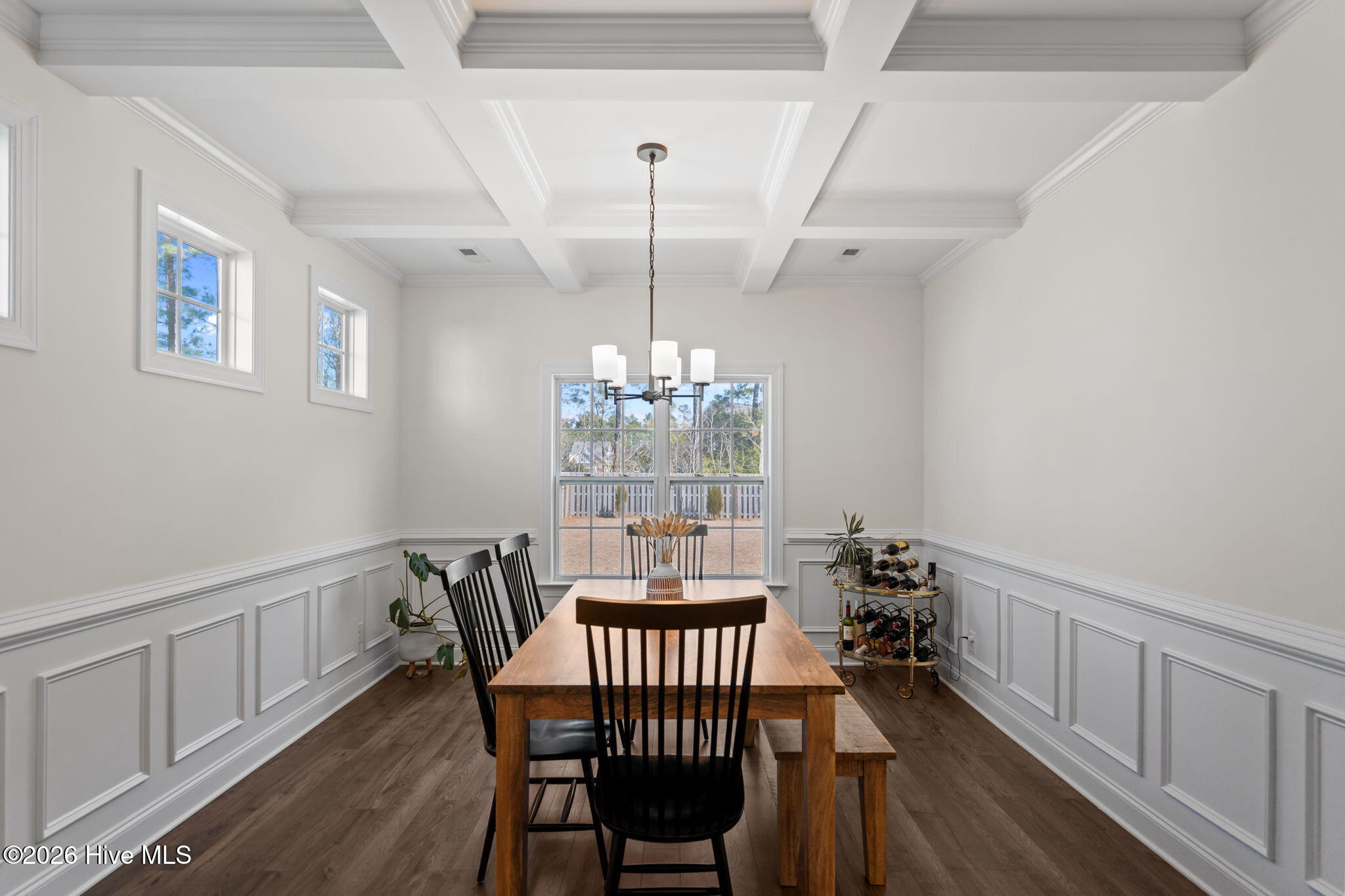 100567141 | Photo 18