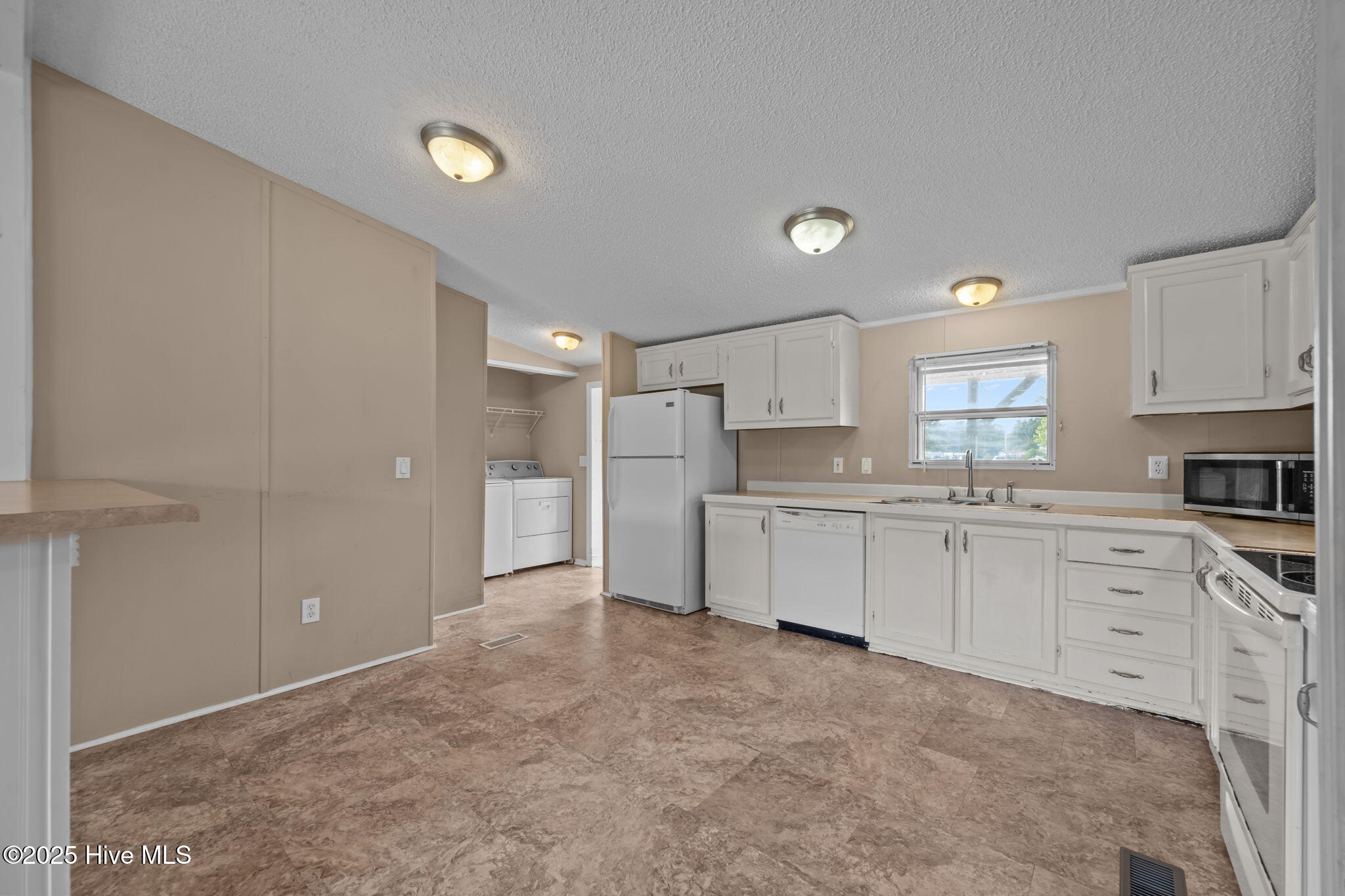 1257 Old 30 Road, Maysville, NC 28555 – photo 8: 8