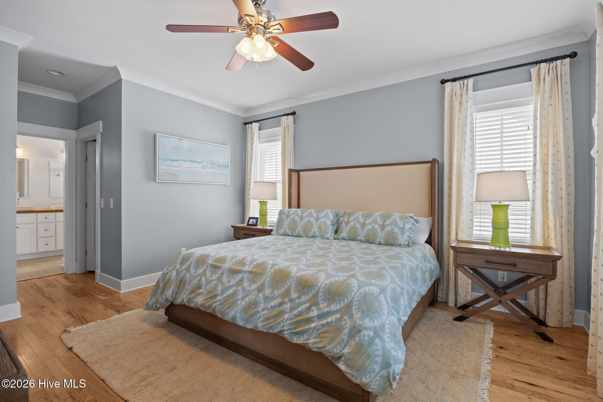 100564521 | Photo 21