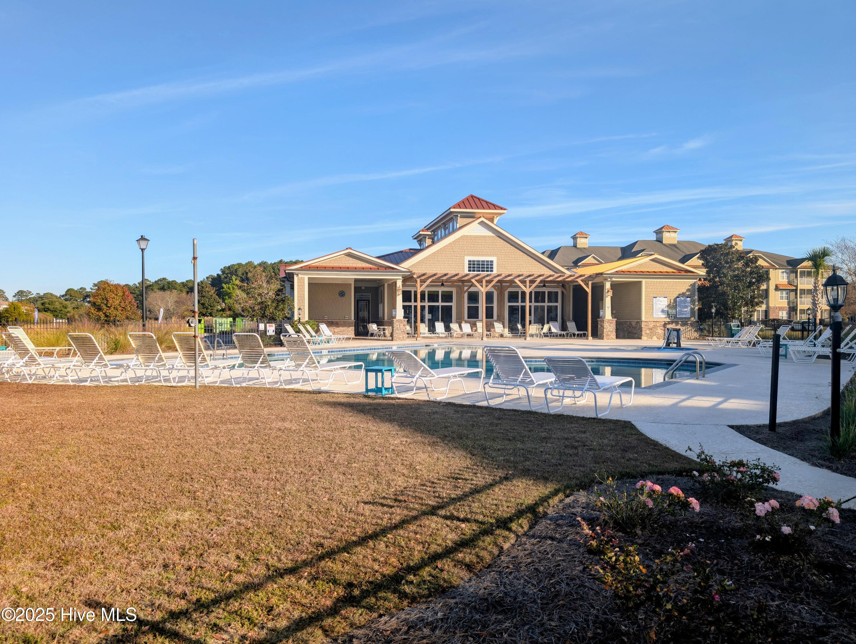 100543539 | Photo 17