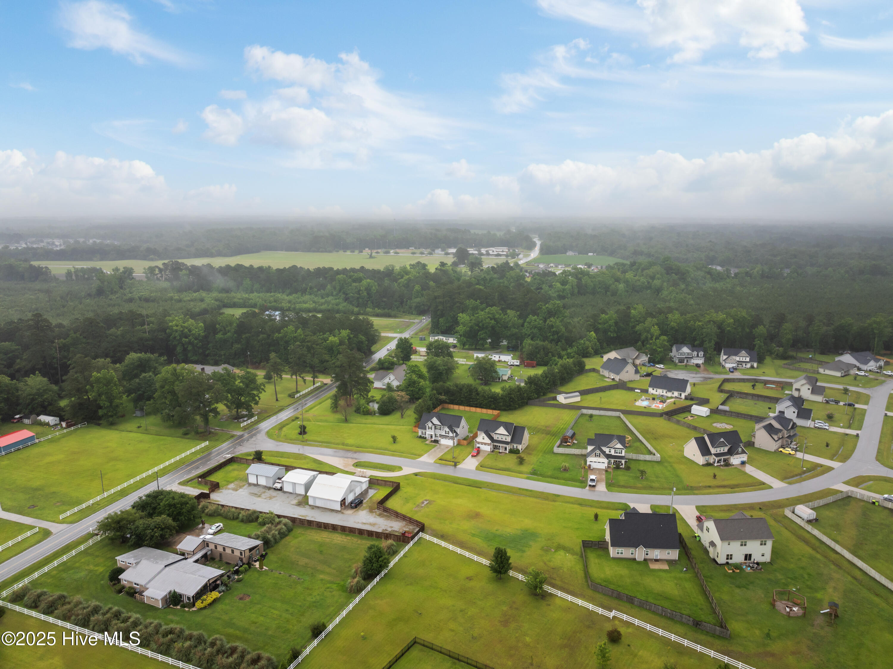 100512056 | Photo 64