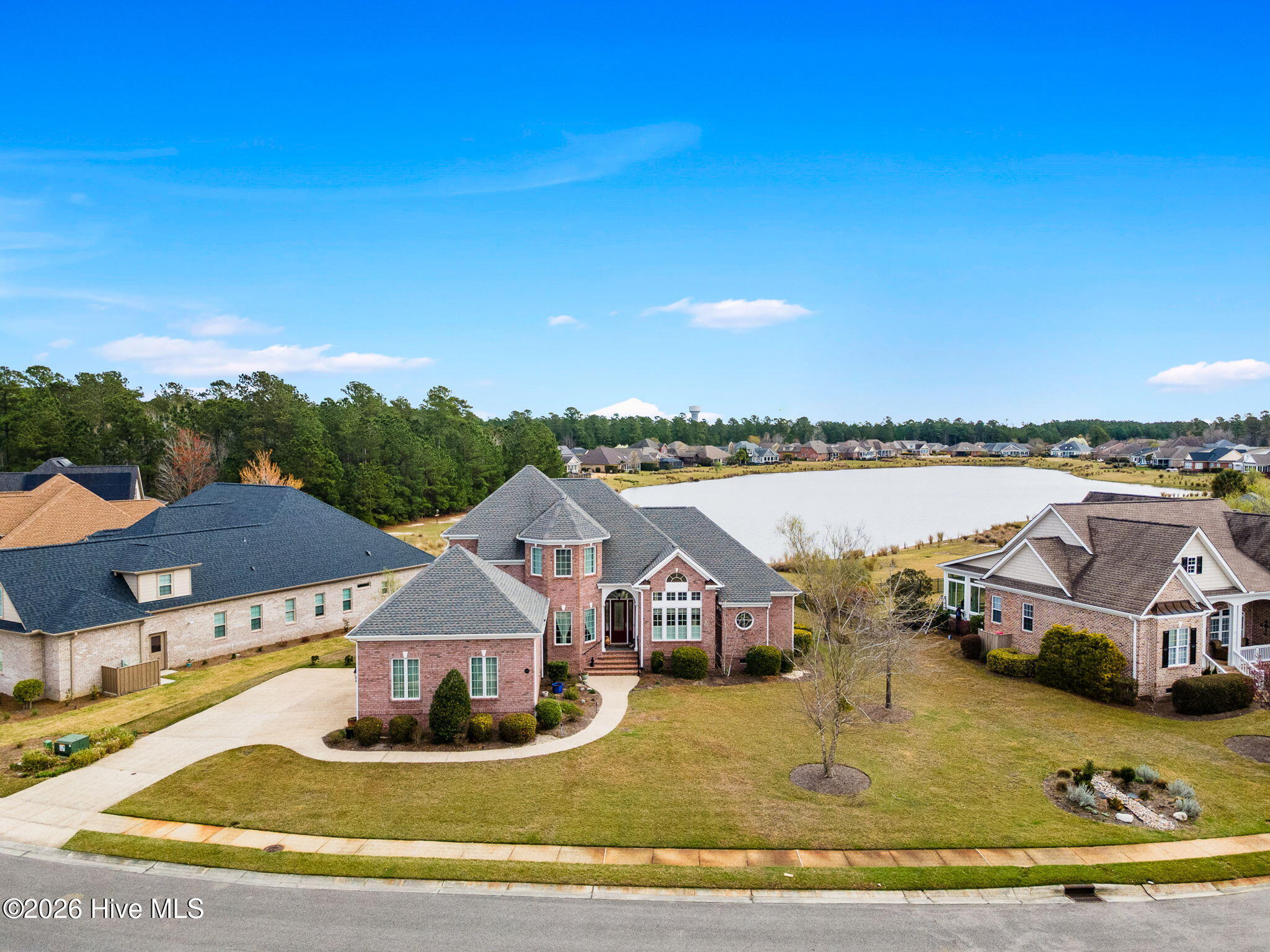 100560787 | Photo 57