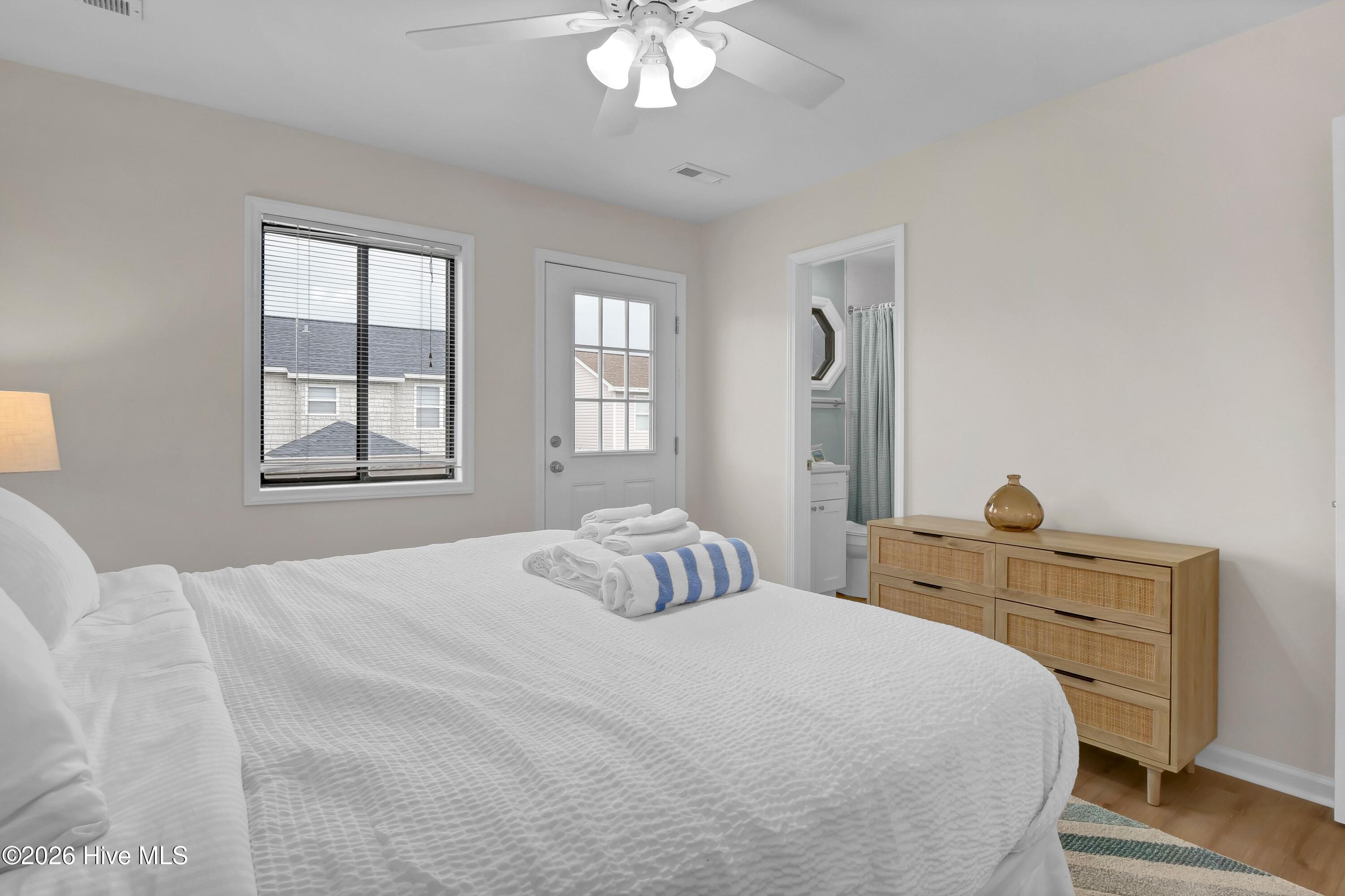 100556250 | Photo 21