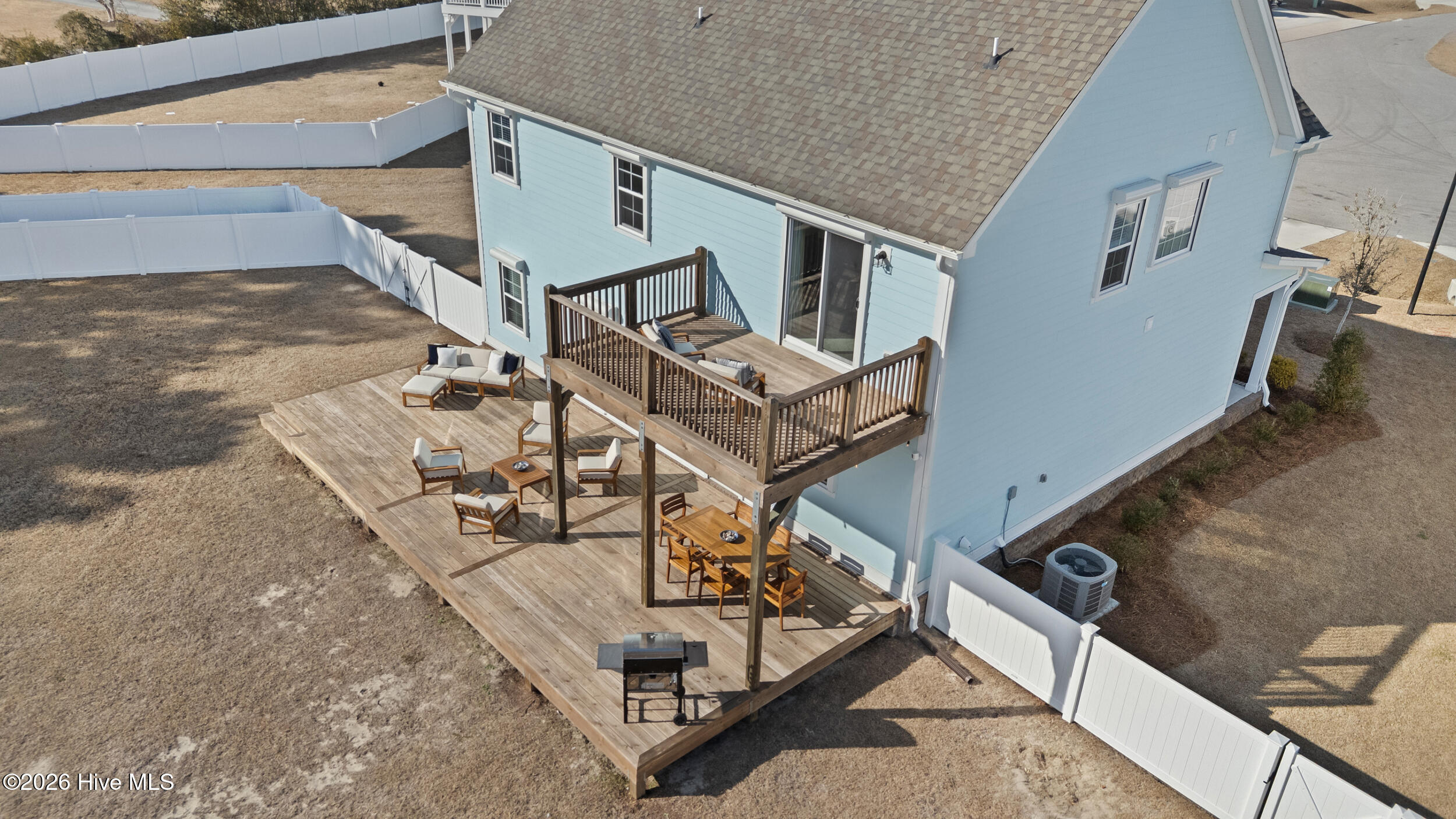 100555397 | Photo 57