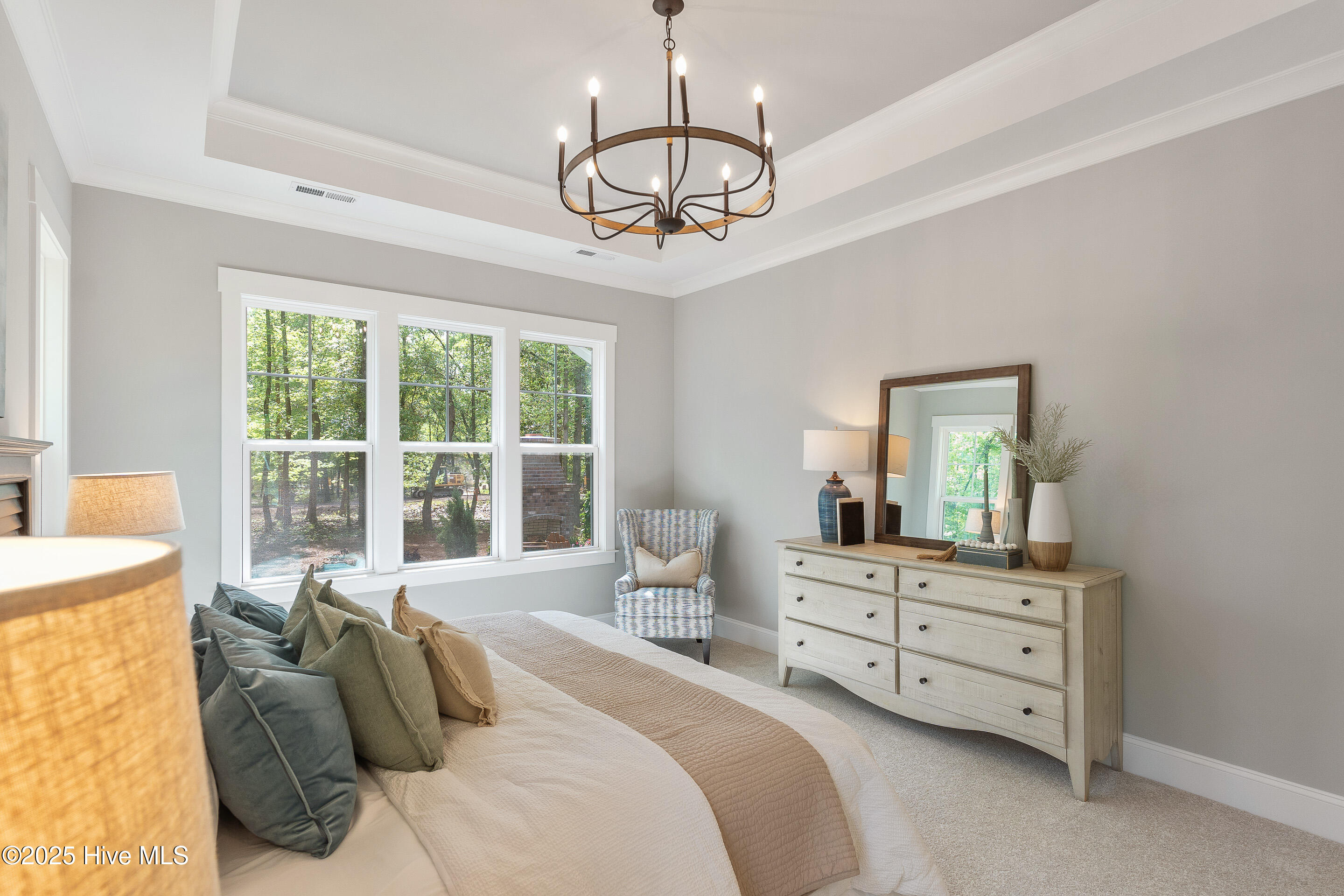 100487716 | Photo 27