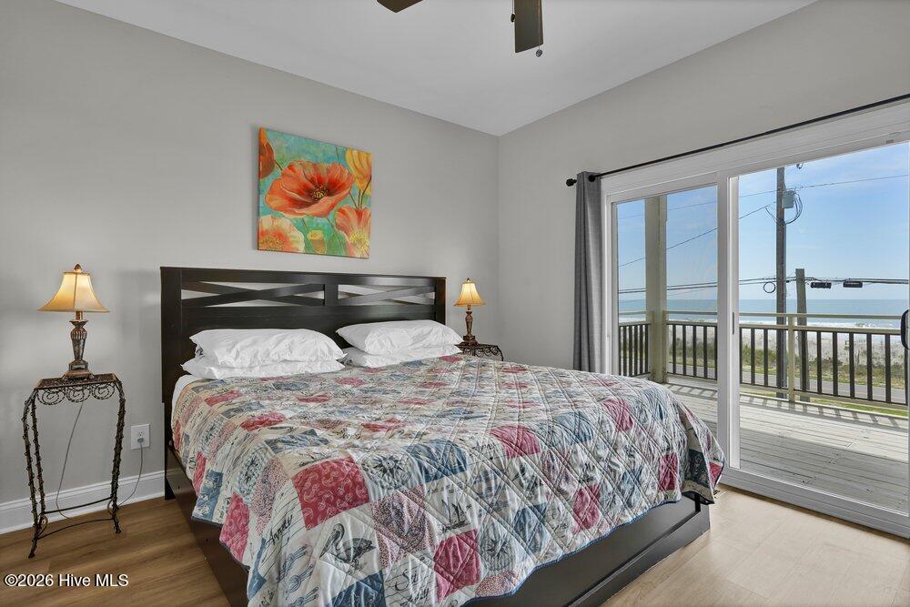 100567511 | Photo 25