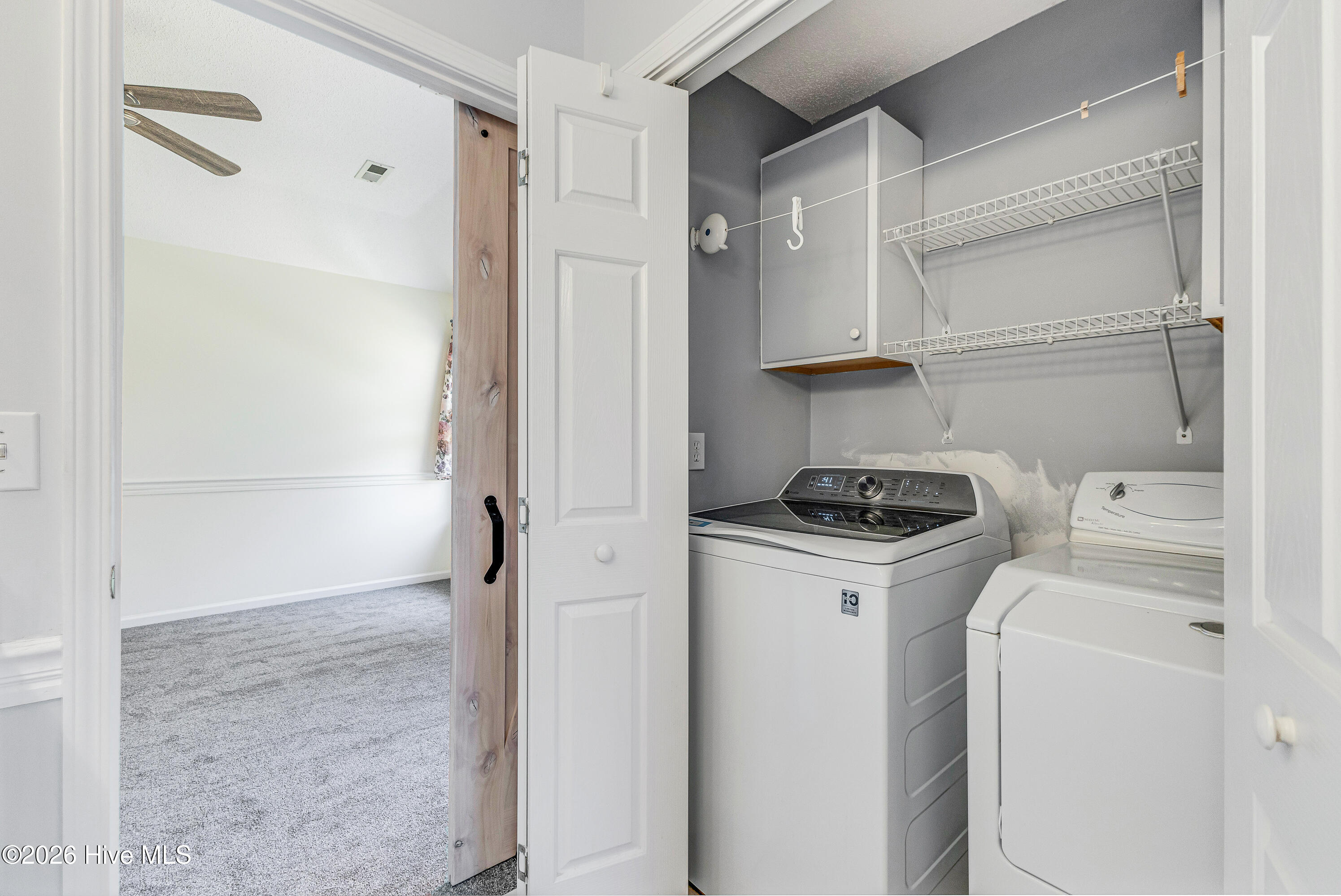 100568217 | Photo 30