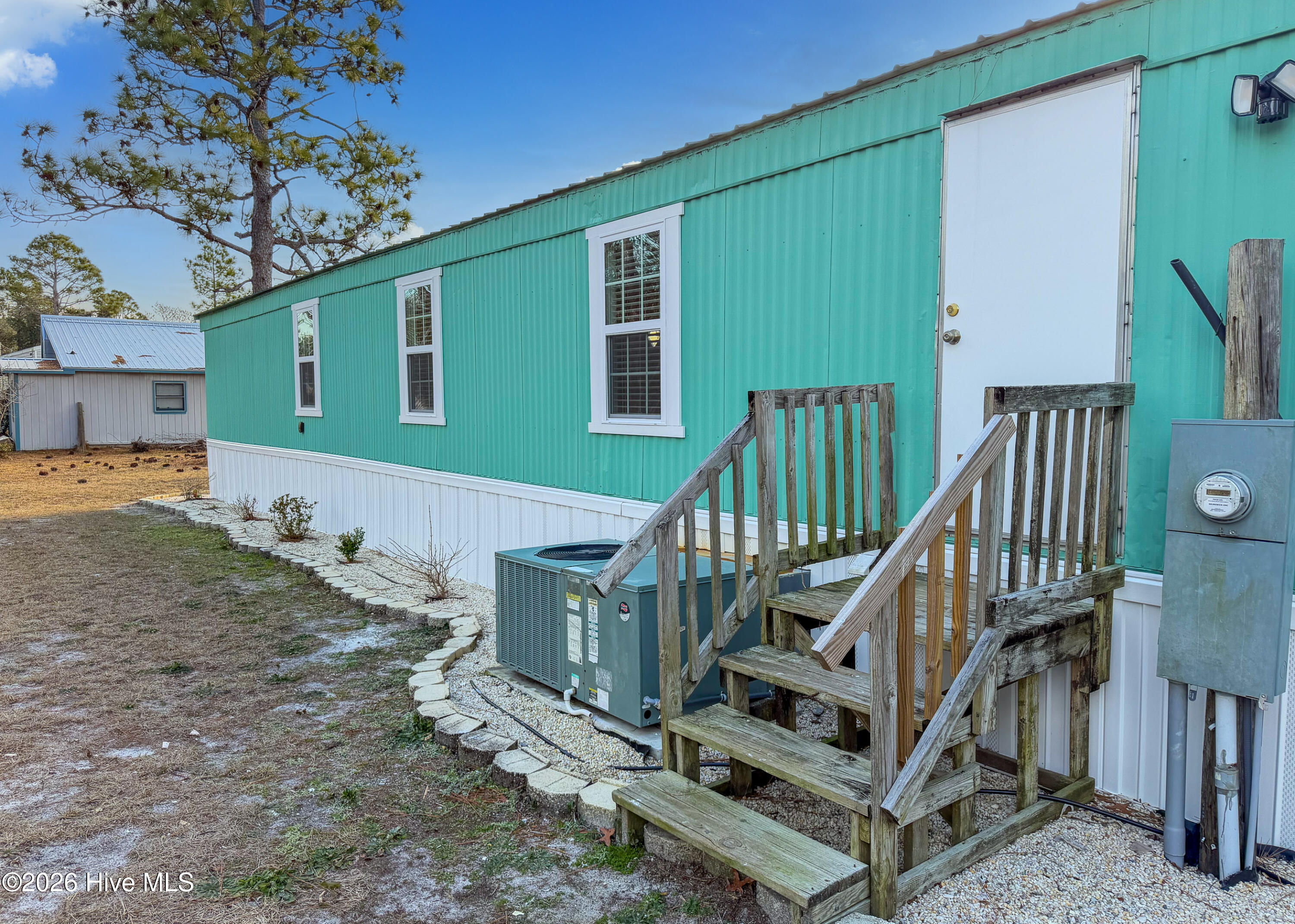 100561099 | Photo 31