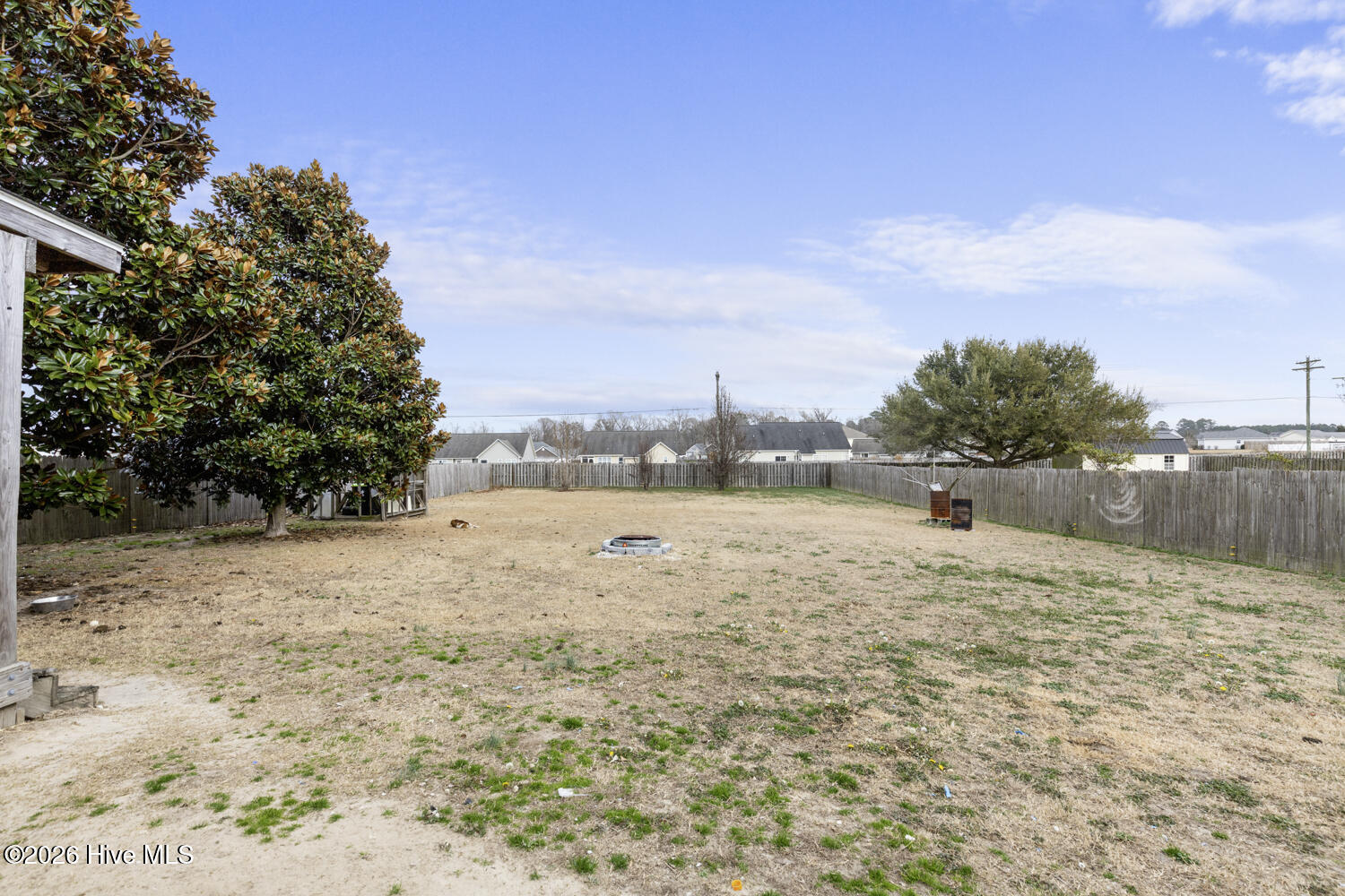 100548901 | Photo 27