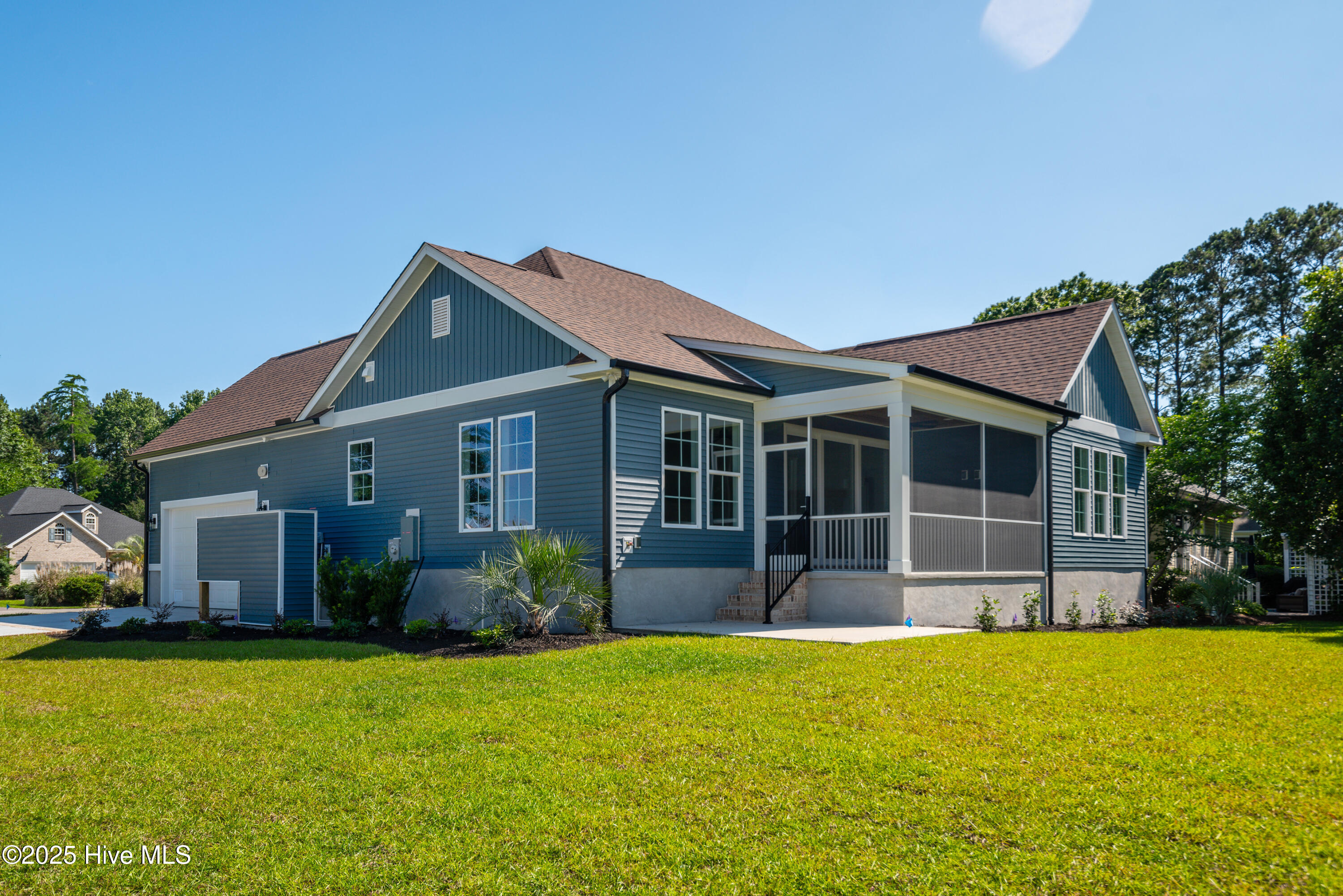 100541947 | Photo 46