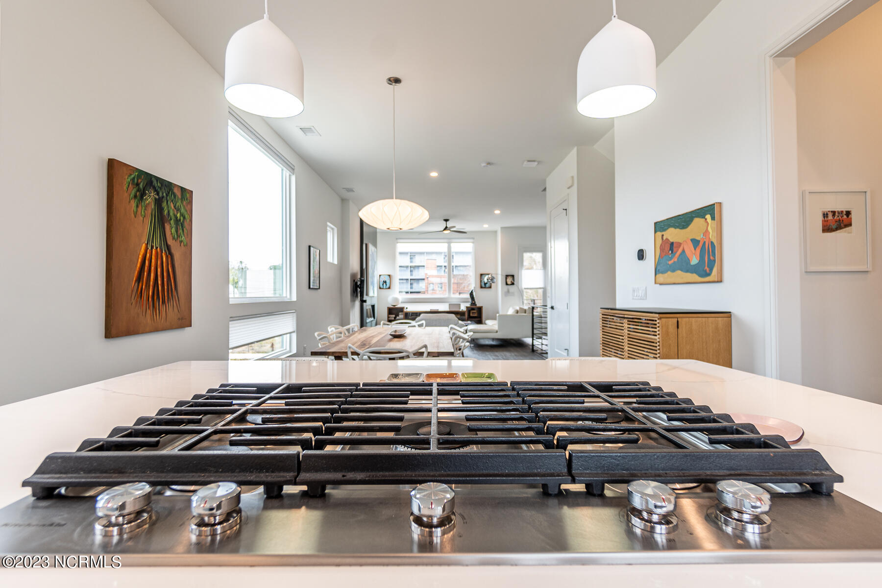 100552304 | Photo 15