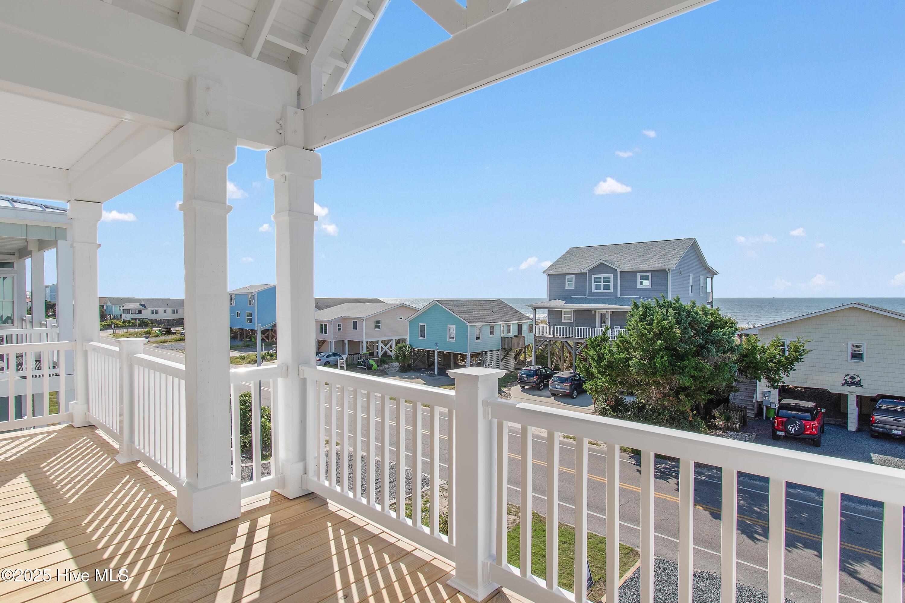 100511699 | Photo 81