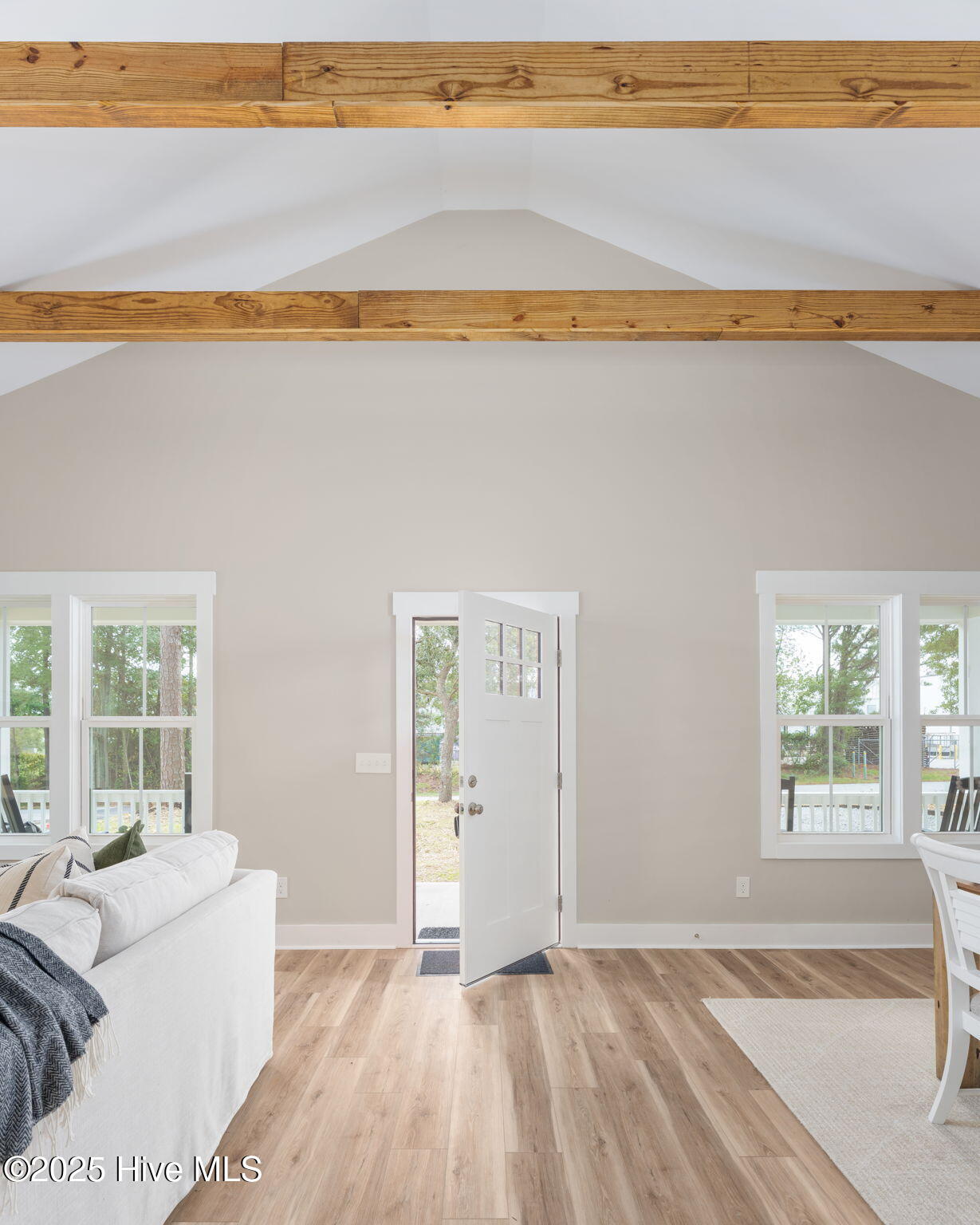 100541520 | Photo 19