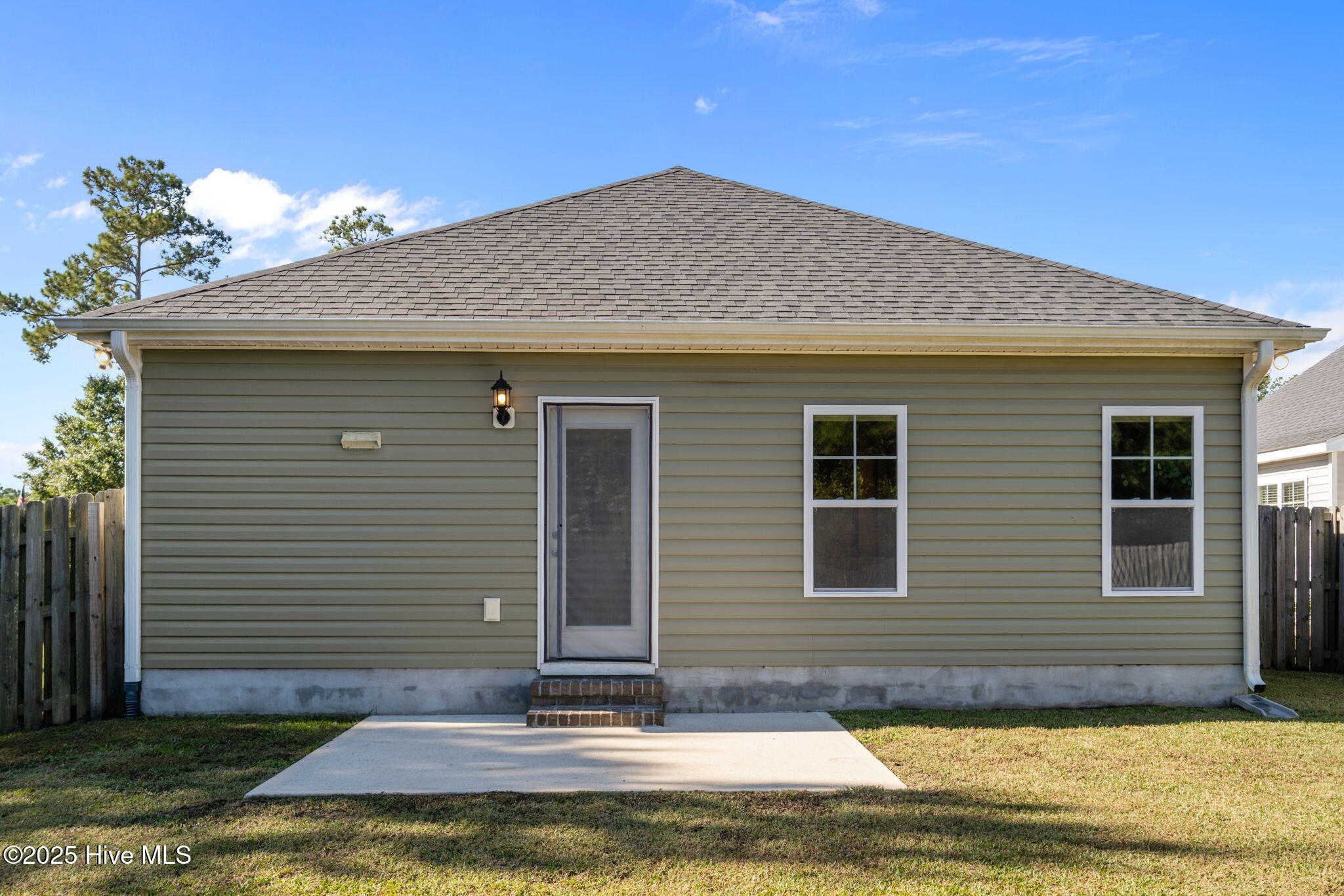 100536269 | Photo 36