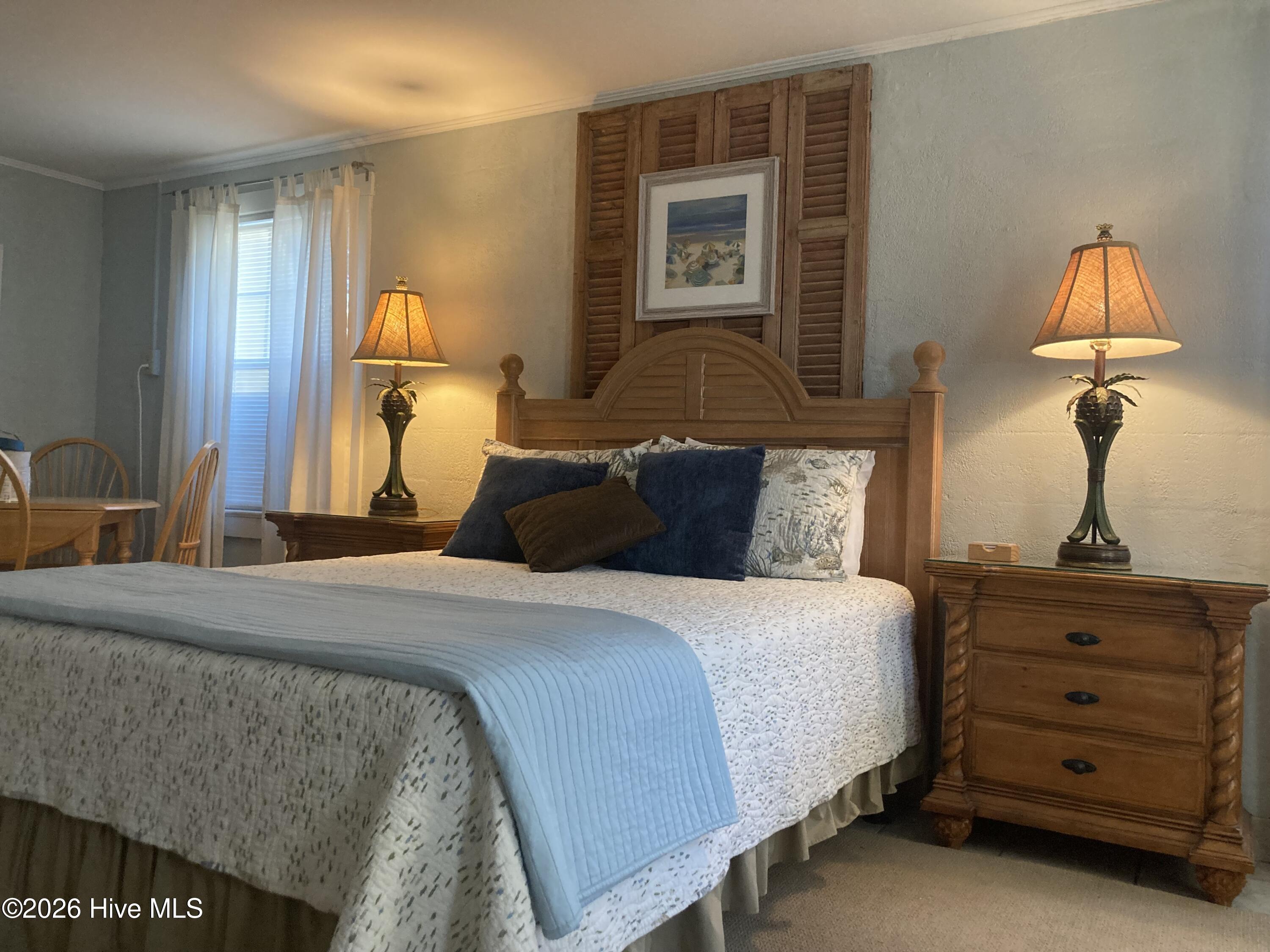 100560926 | Photo 16