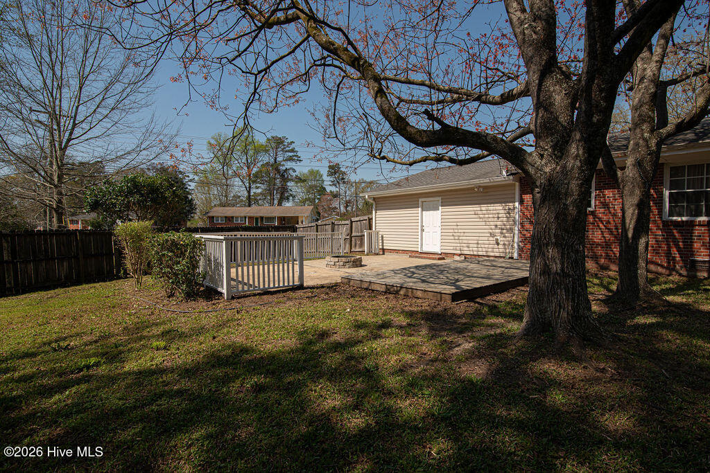 100562650 | Photo 28