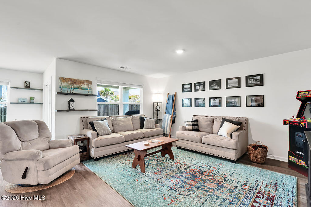 100569698 | Photo 14