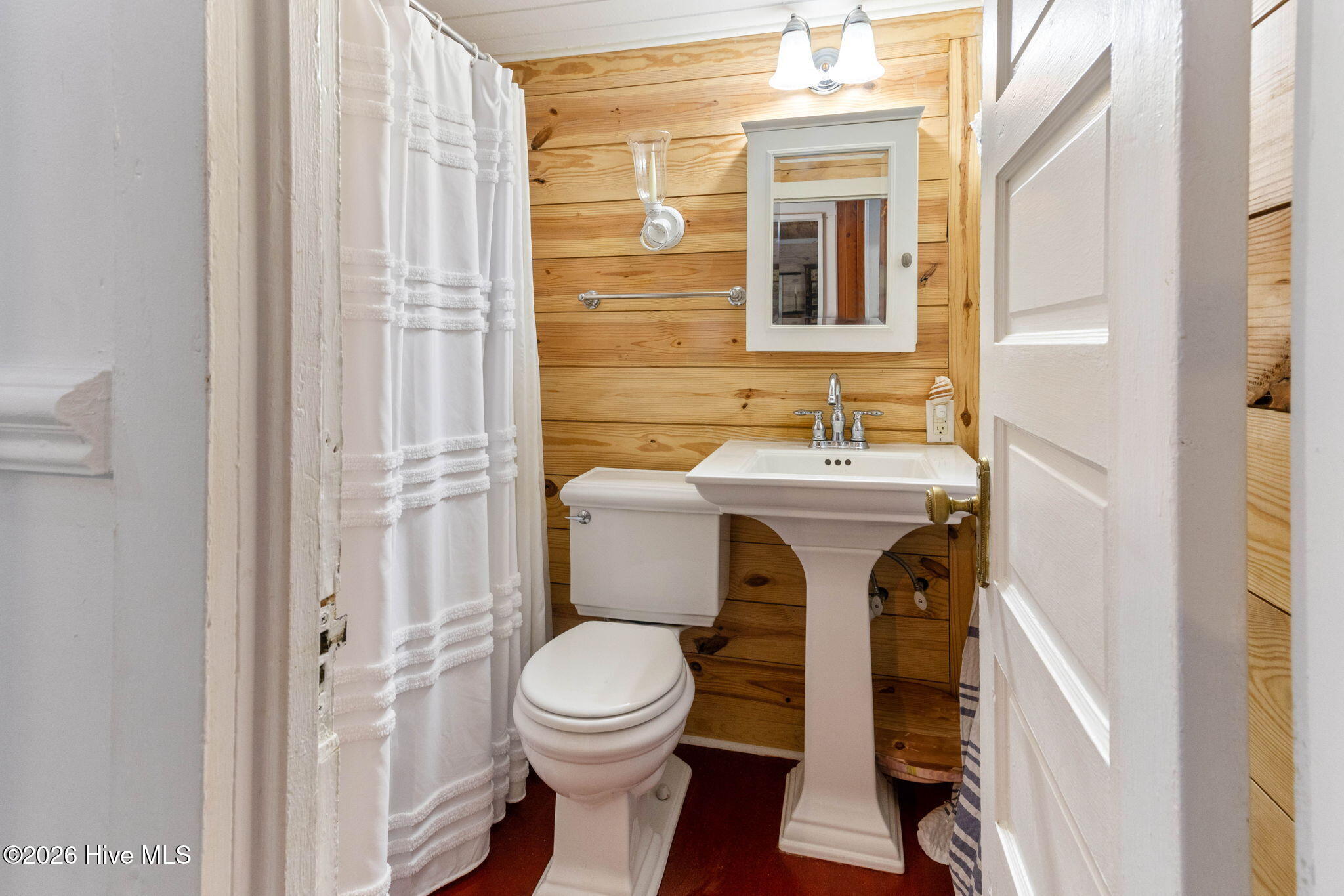 100554921 | Photo 17