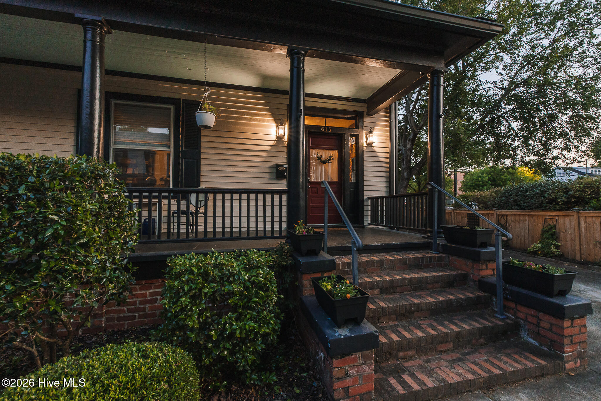 615 New Street,New Bern