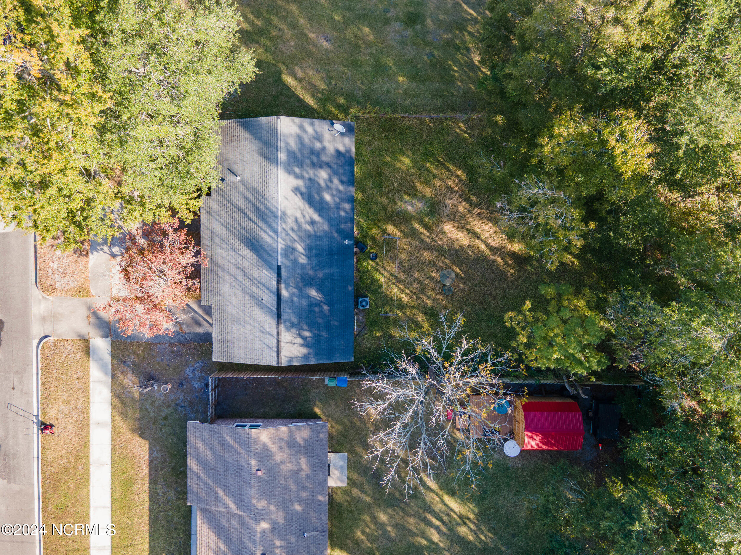 100470718 | Photo 20