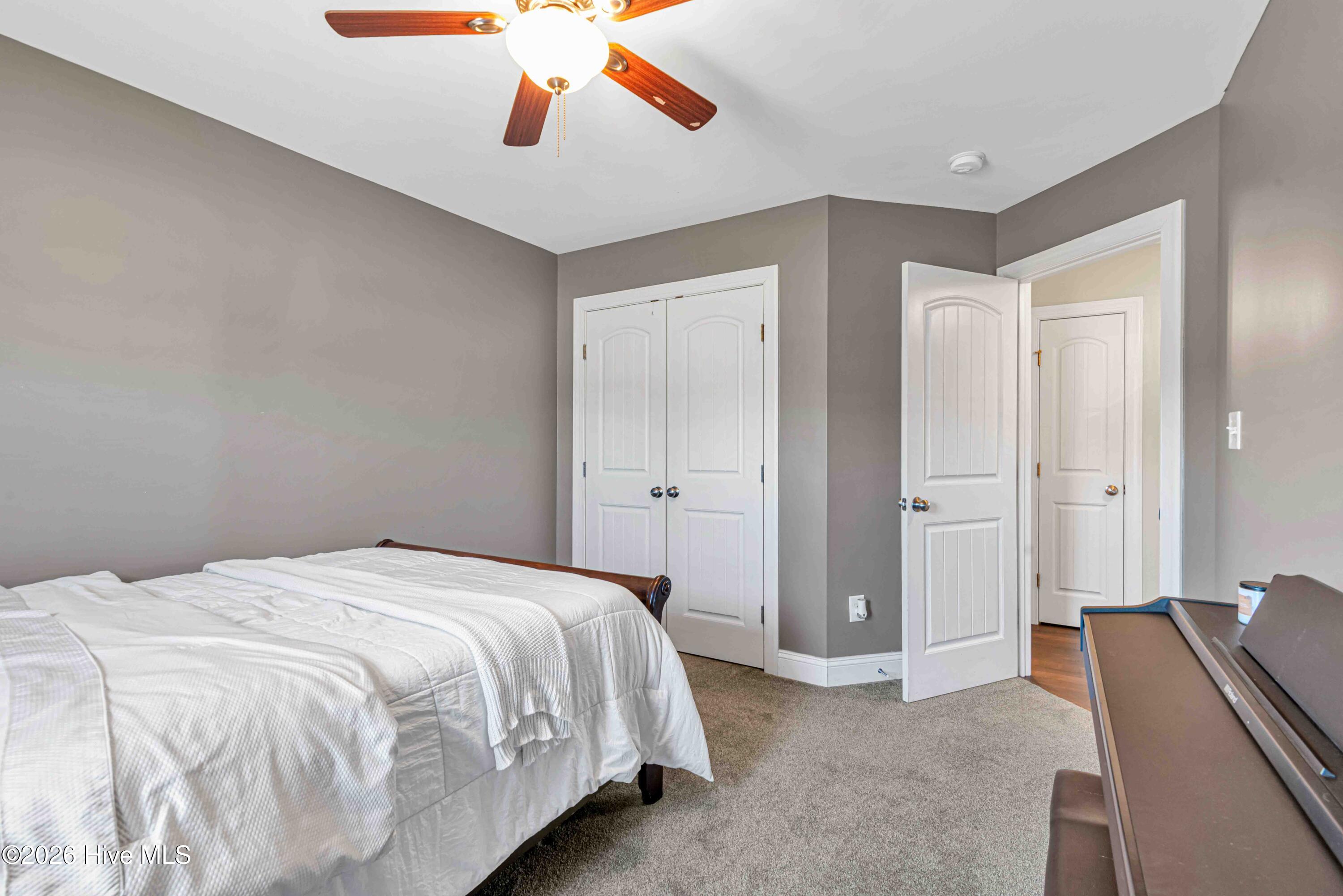 100553192 | Photo 25