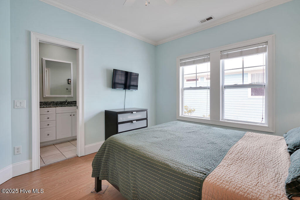 100531448 | Photo 35