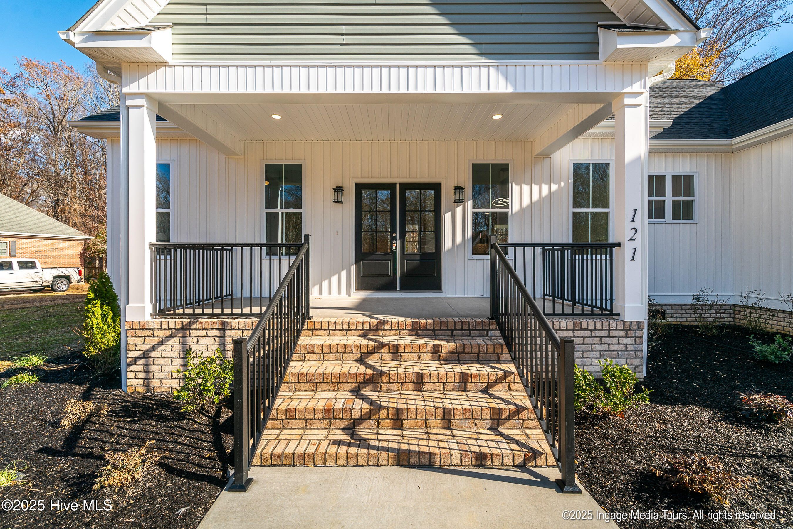 121 Castle Court, Washington, NC, 27889