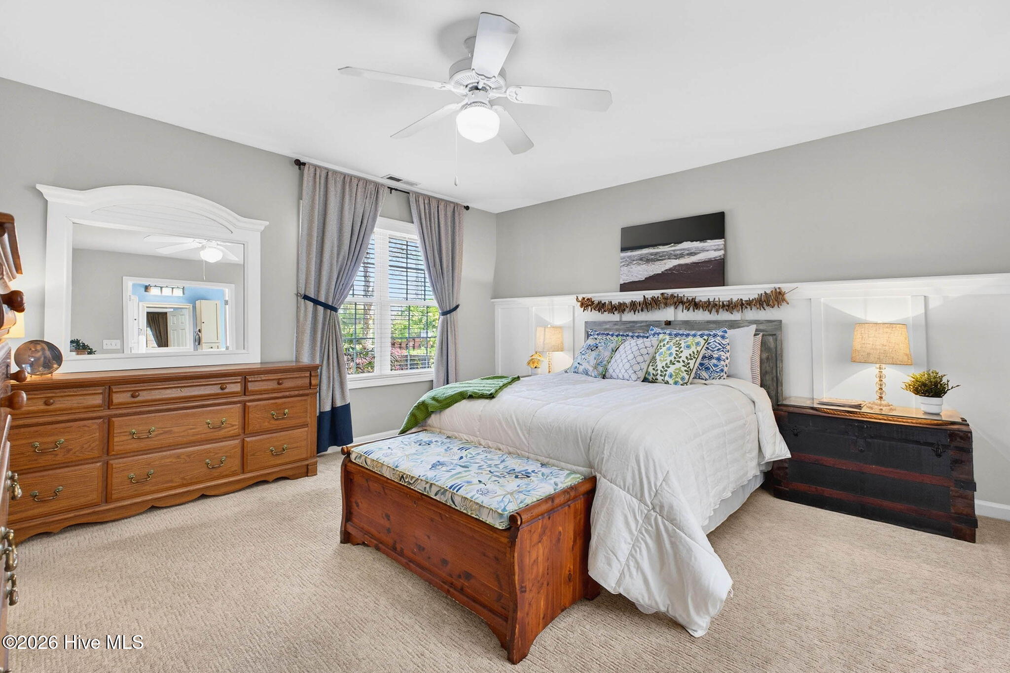 100562589 | Photo 40