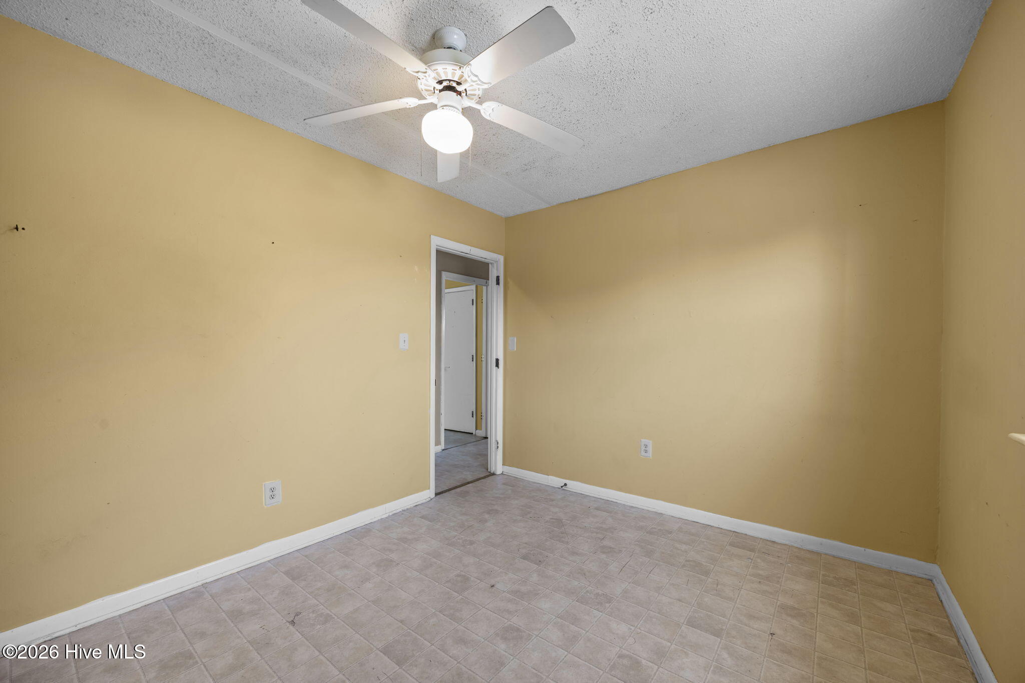 2501 Avery Street,Morehead City