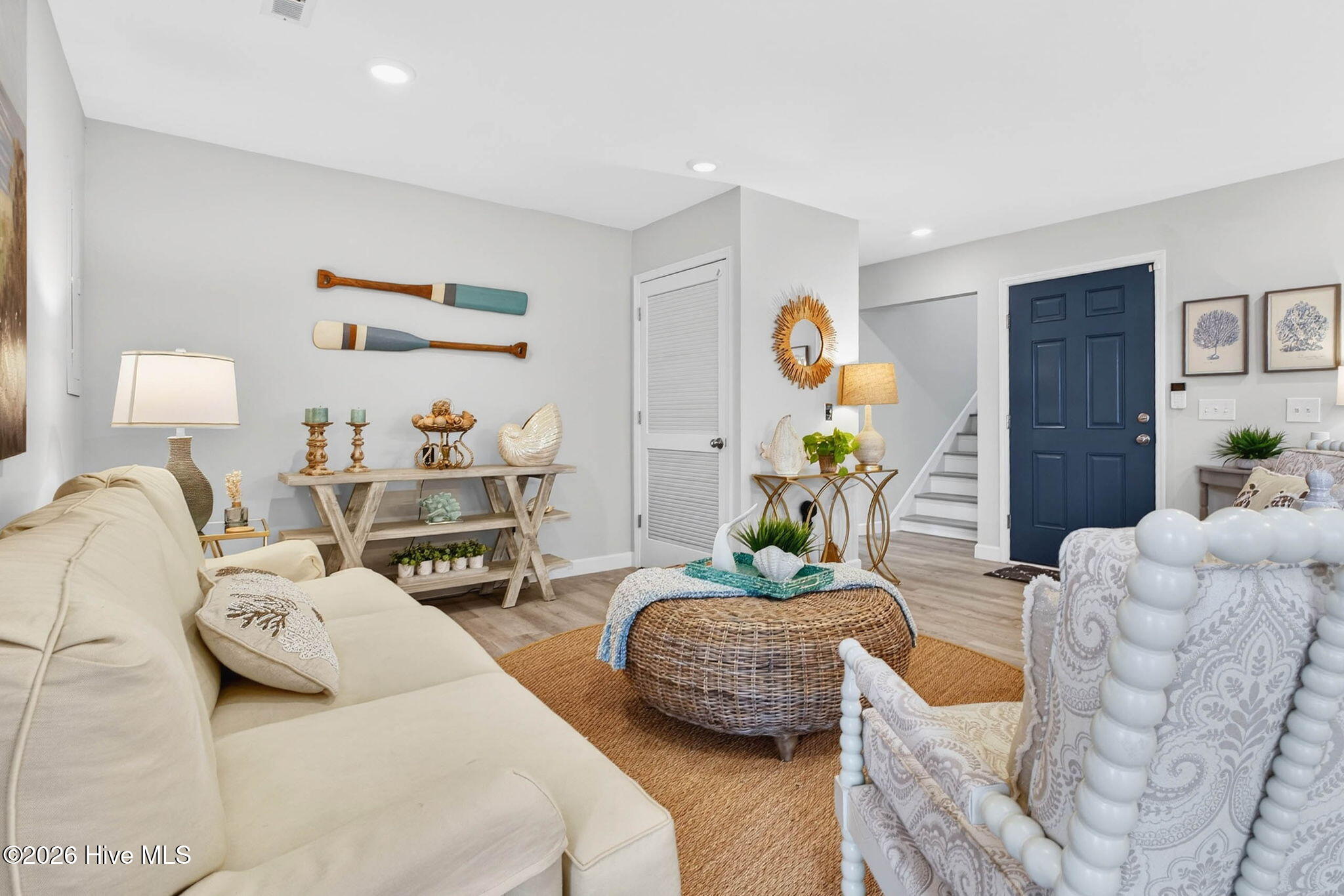 100565816 | Photo 15