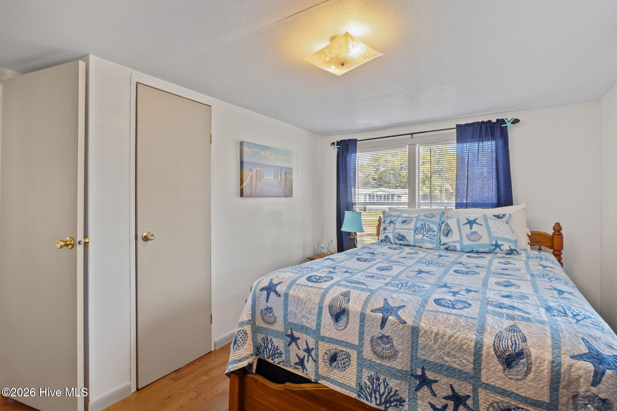 100564054 | Photo 20