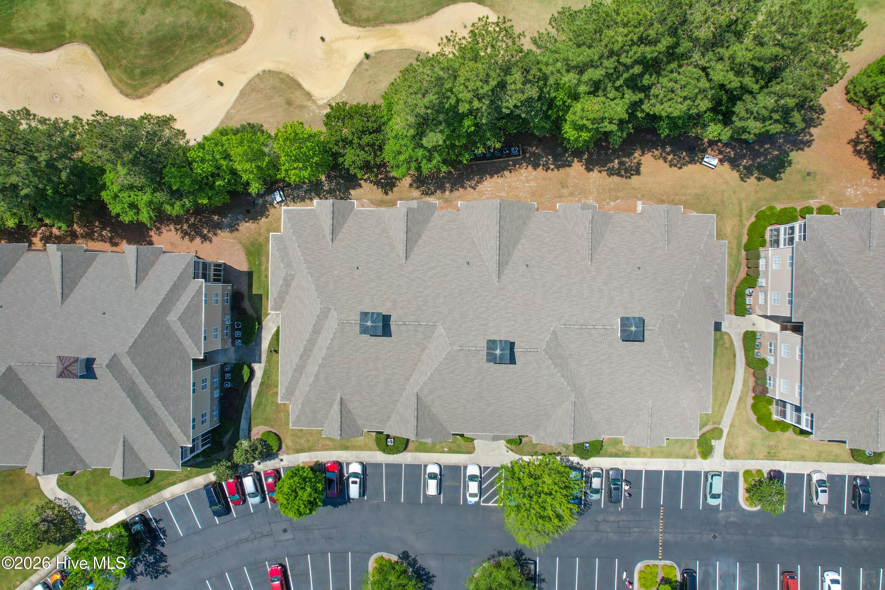 100569684 | Photo 26