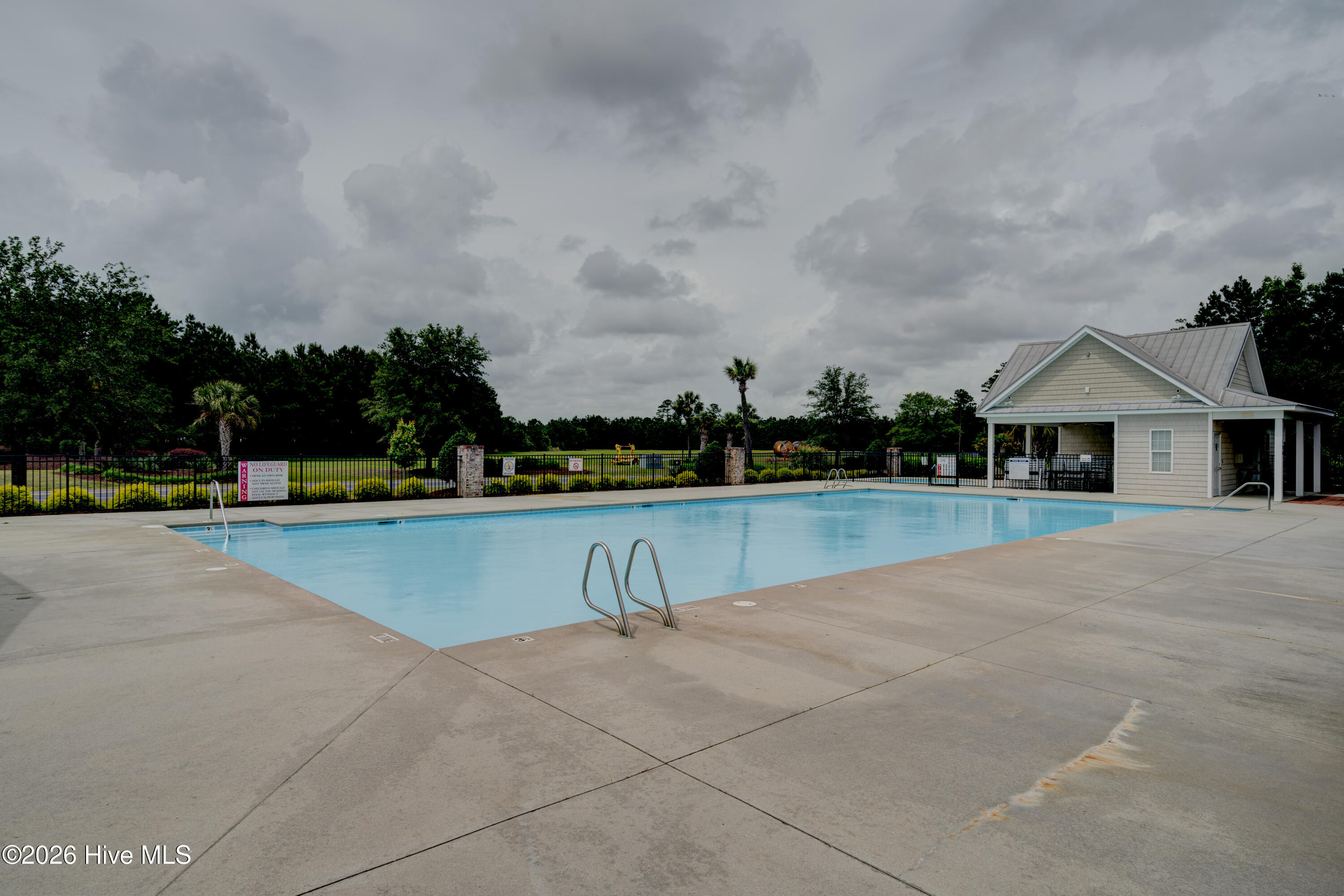 100557466 | Photo 66