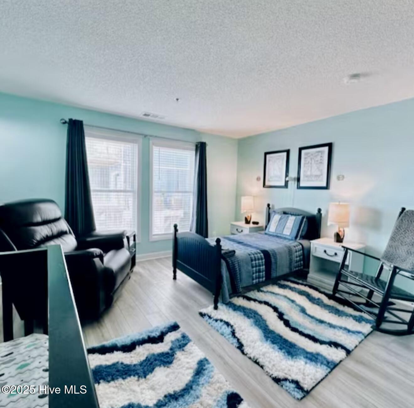 100539487 | Photo 12