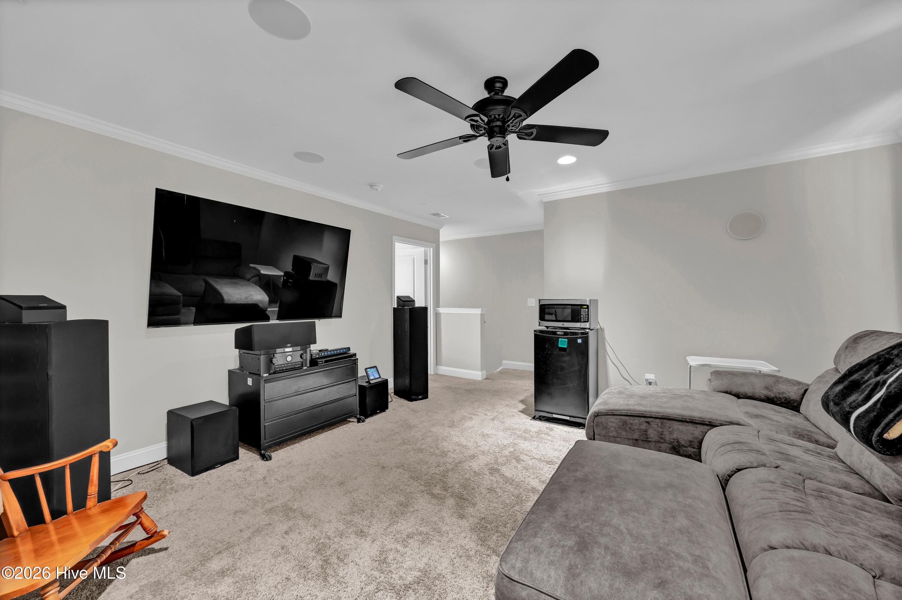 100561107 | Photo 22