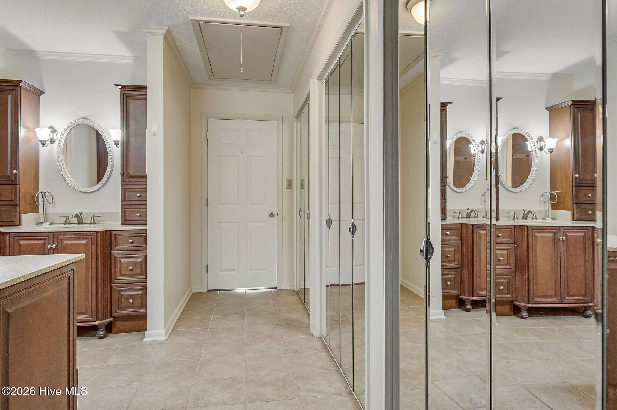 100556602 | Photo 39