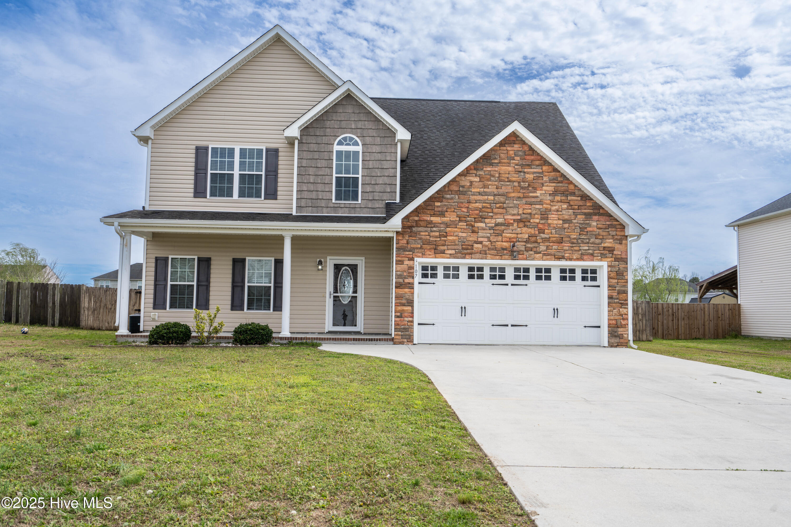 100495795 | Photo 43