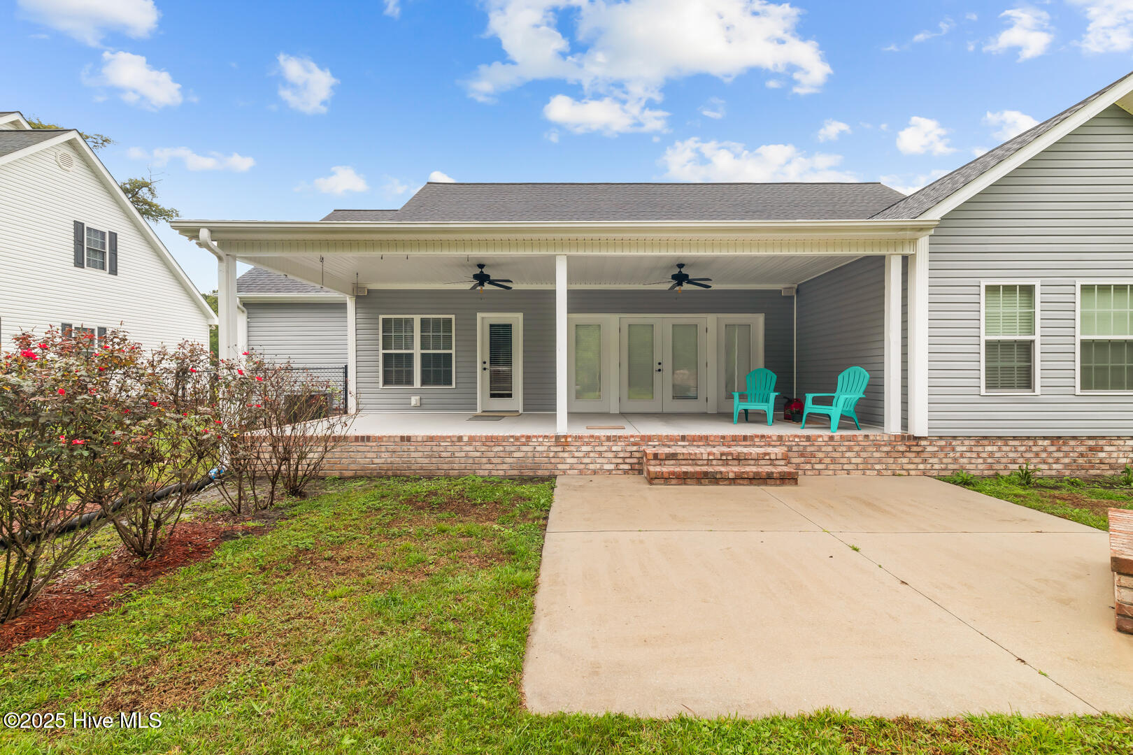 100543742 | Photo 58