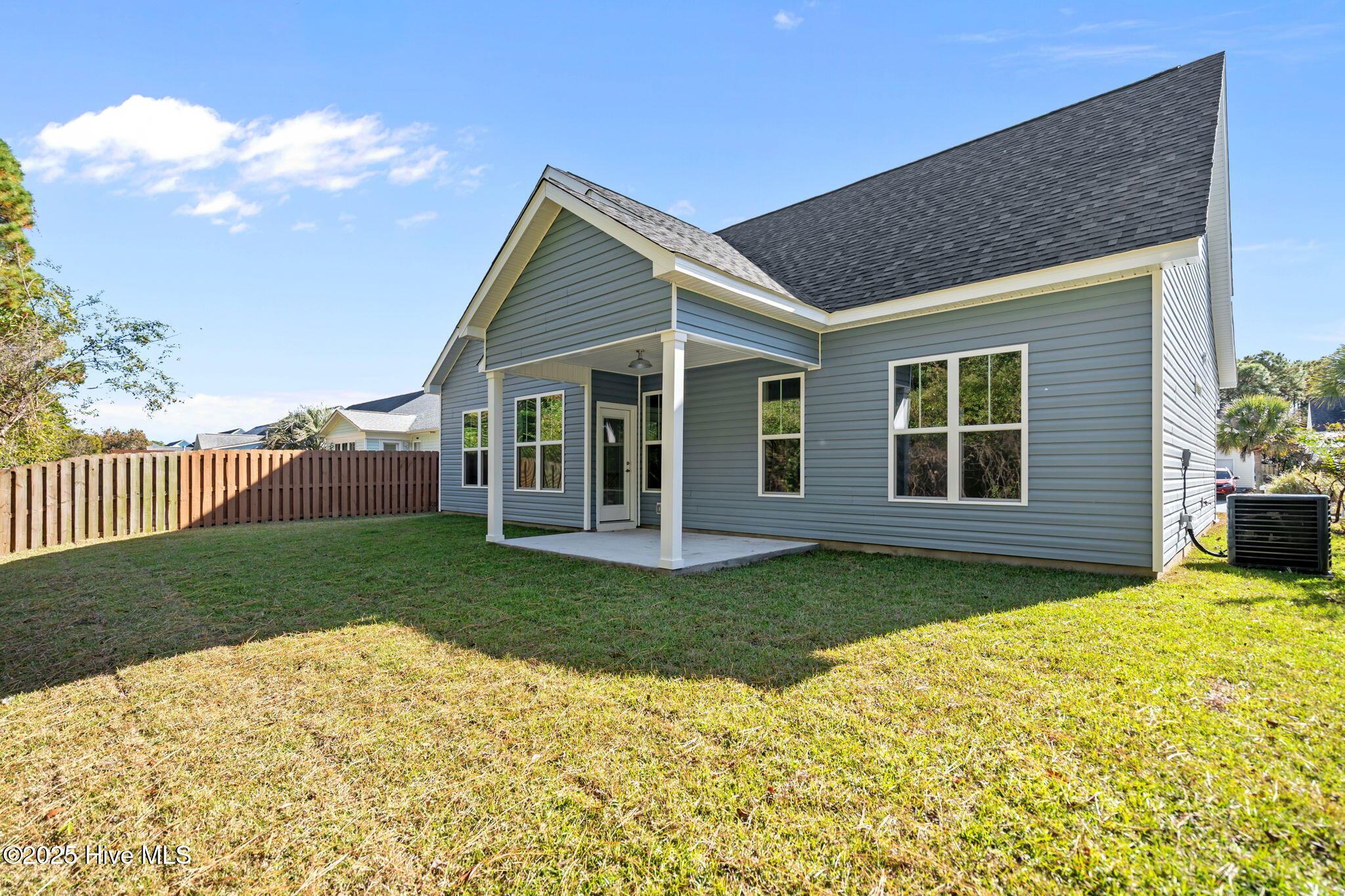 100542016 | Photo 42