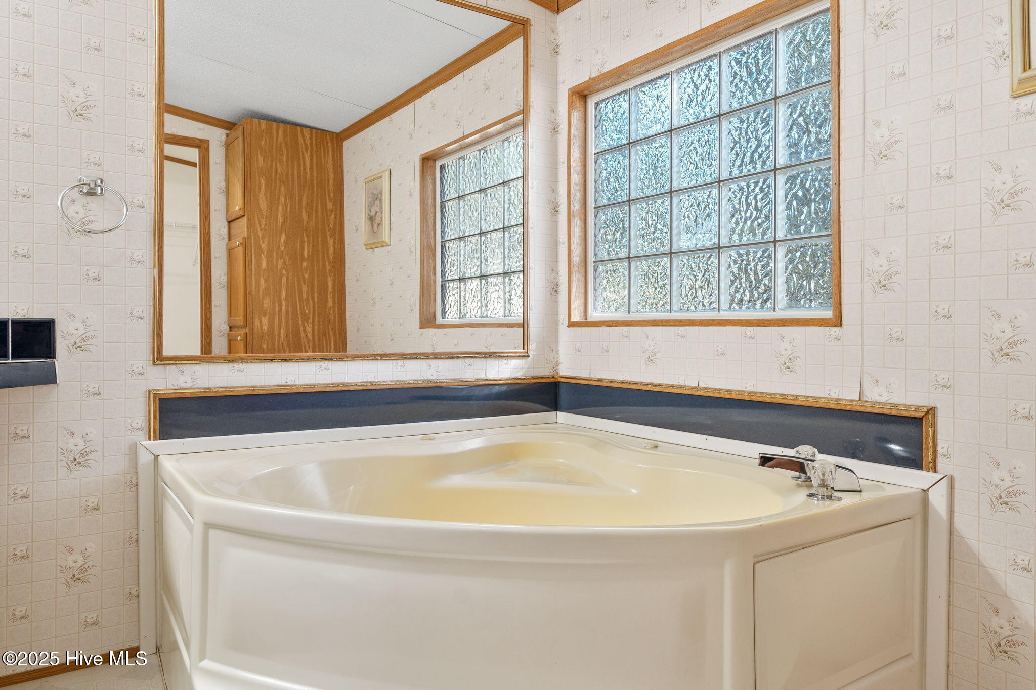 100541276 | Photo 29